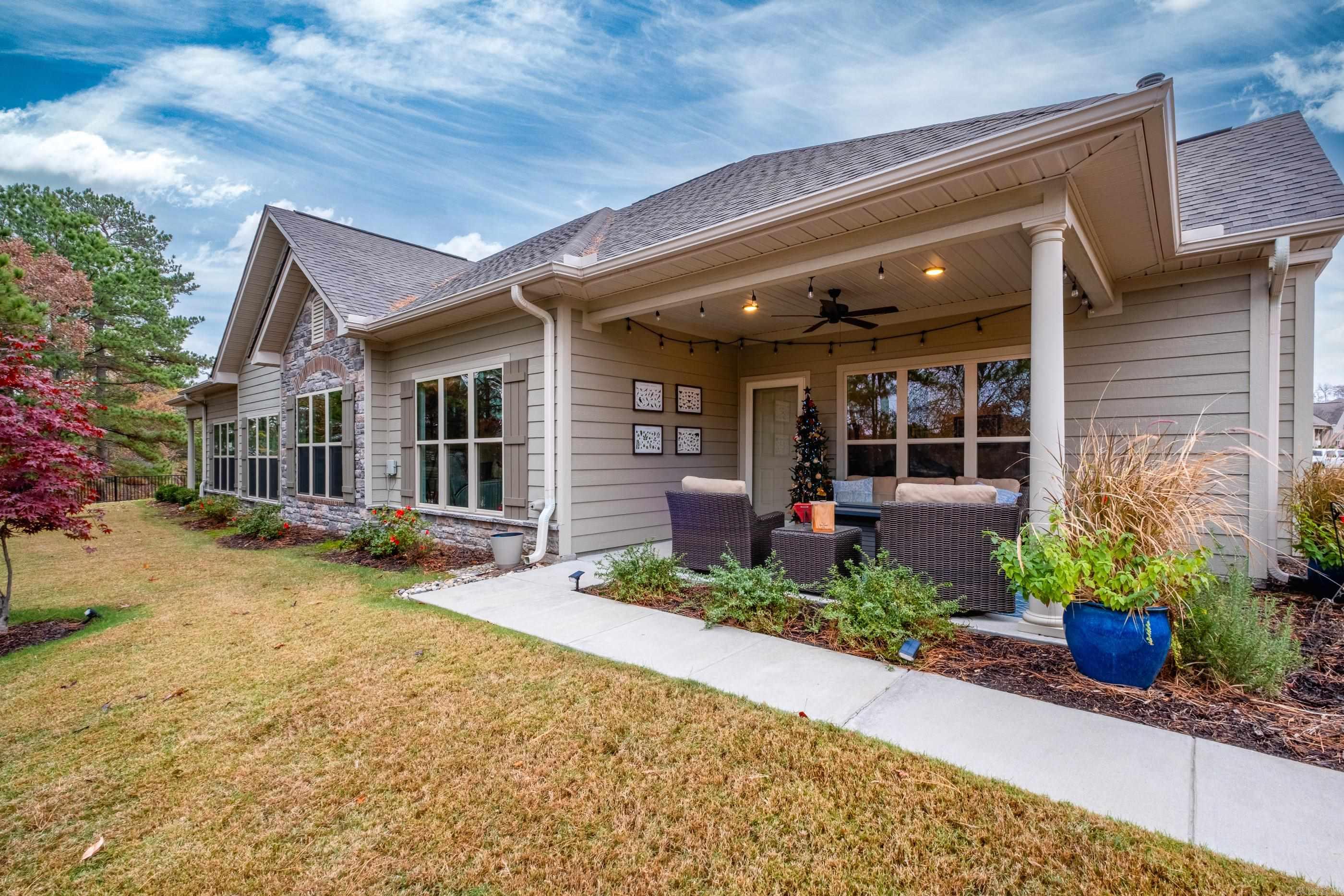 MOUNTAIN TERRACE ESTATES TOWNHOM - Residential