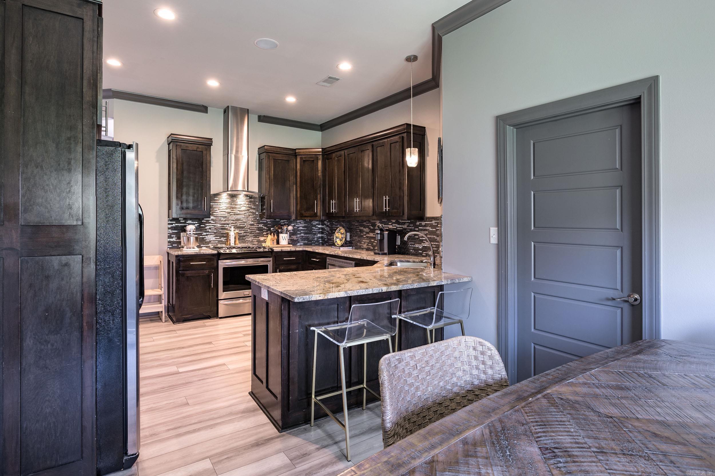 OAKBROOKE - Residential