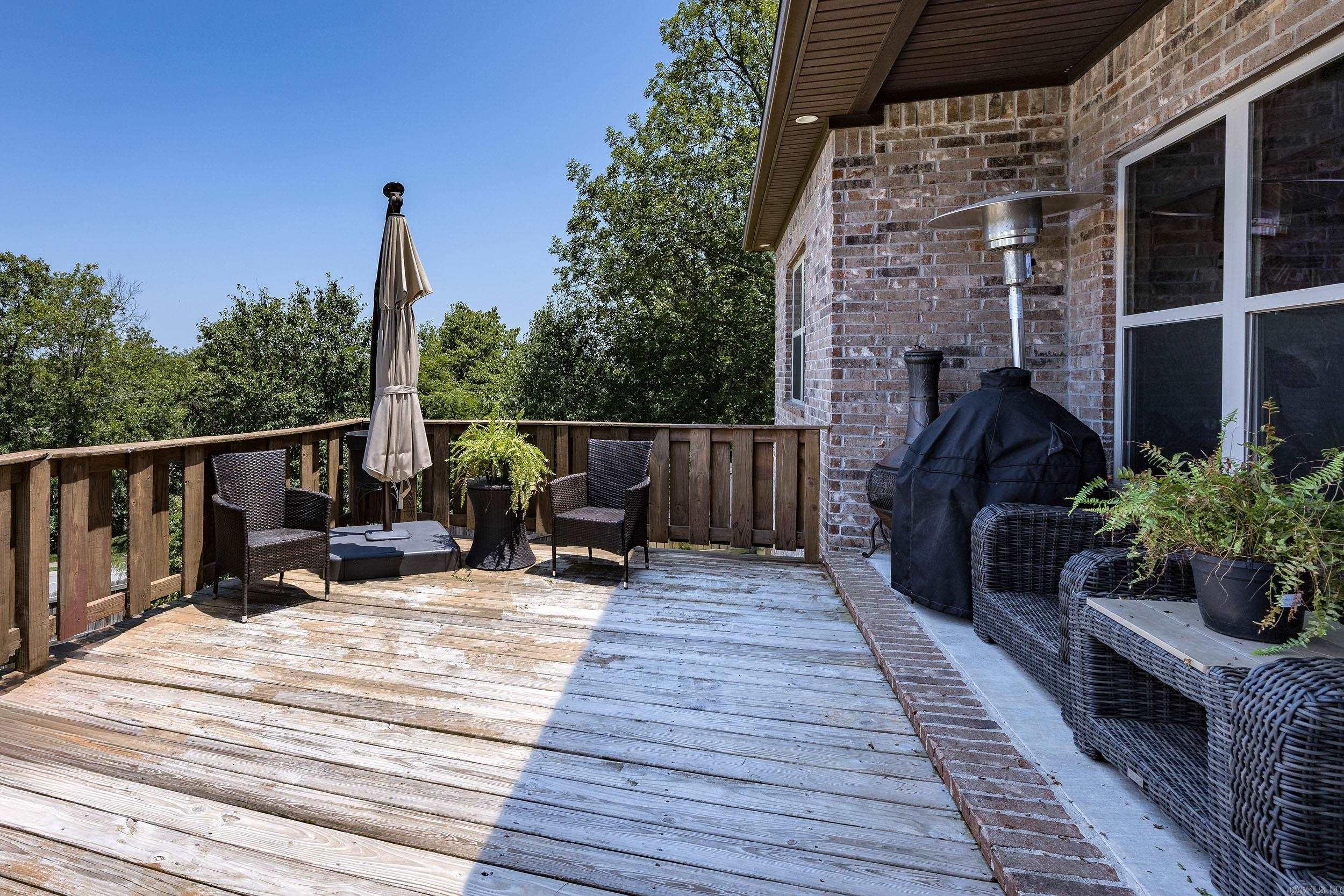 OAKBROOKE - Residential