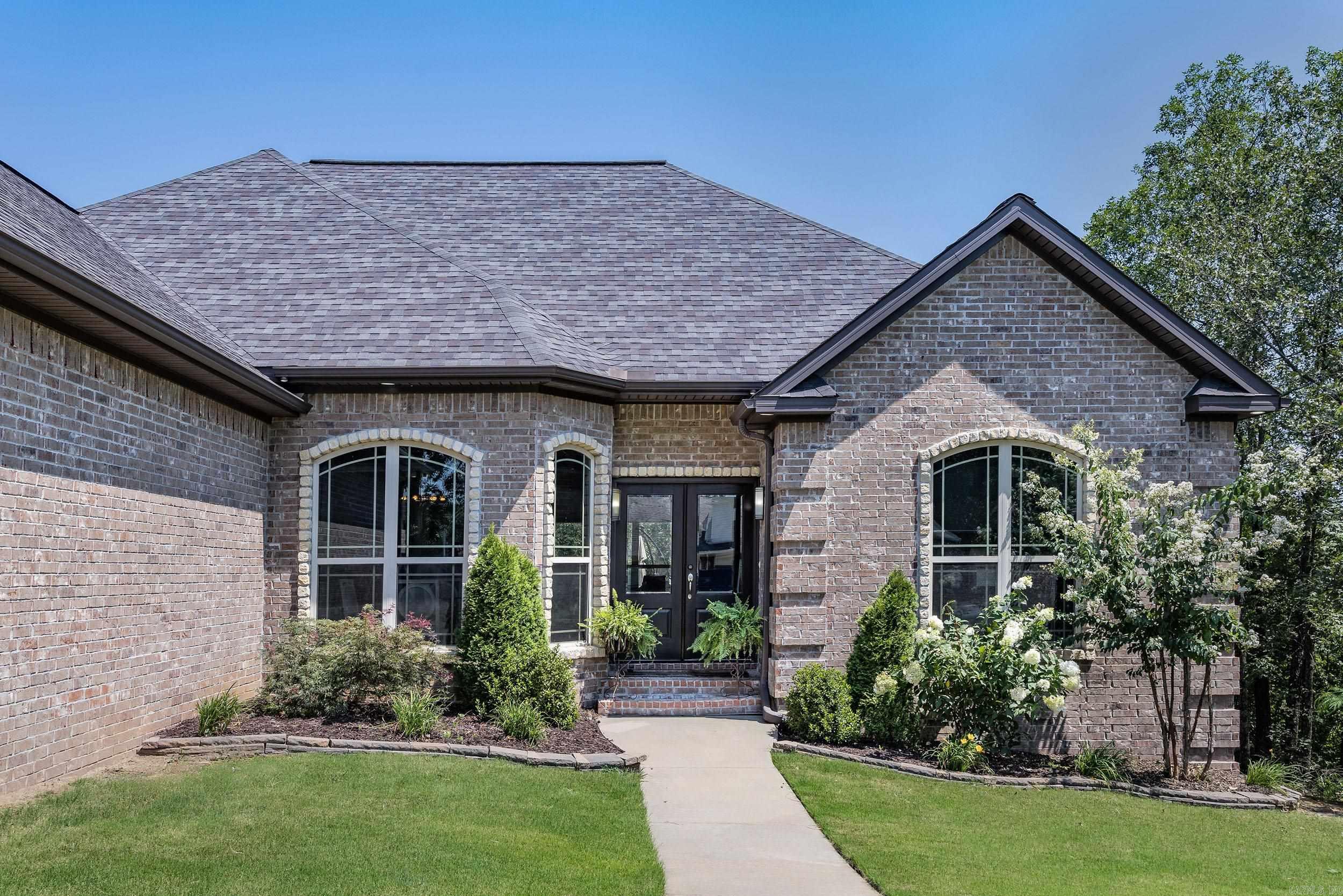 OAKBROOKE - Residential