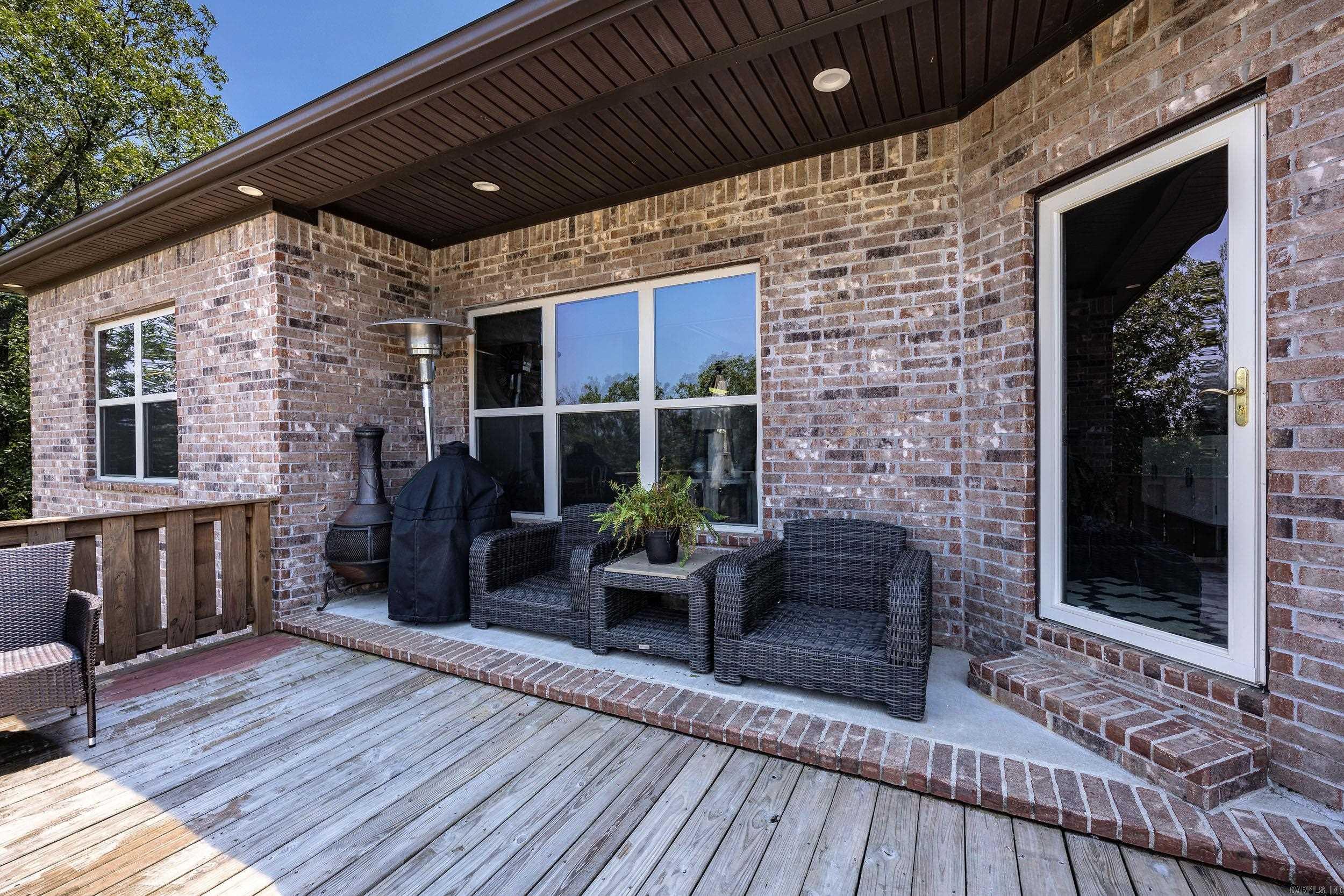 OAKBROOKE - Residential