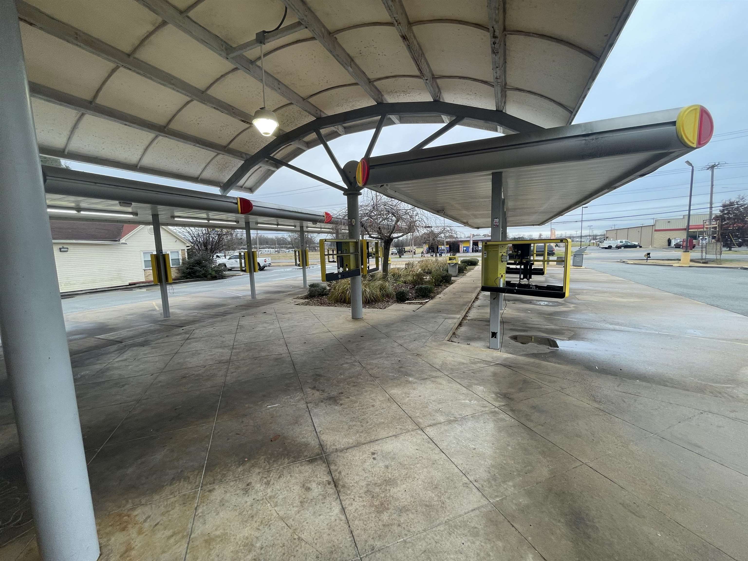 Rose City - Commercial Sale