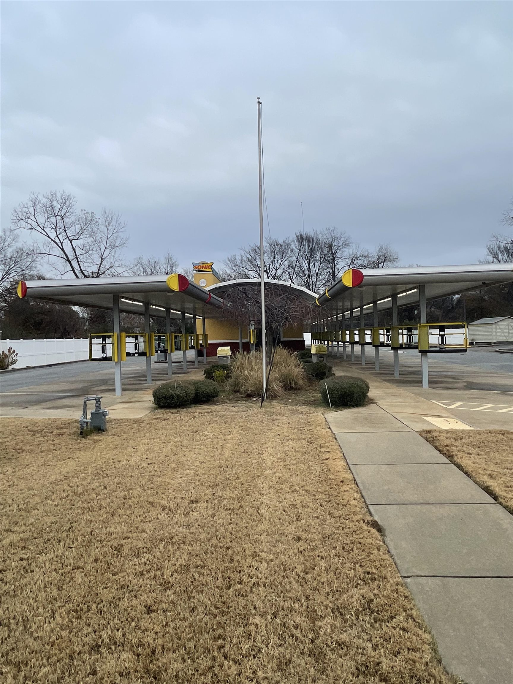 Rose City - Commercial Sale