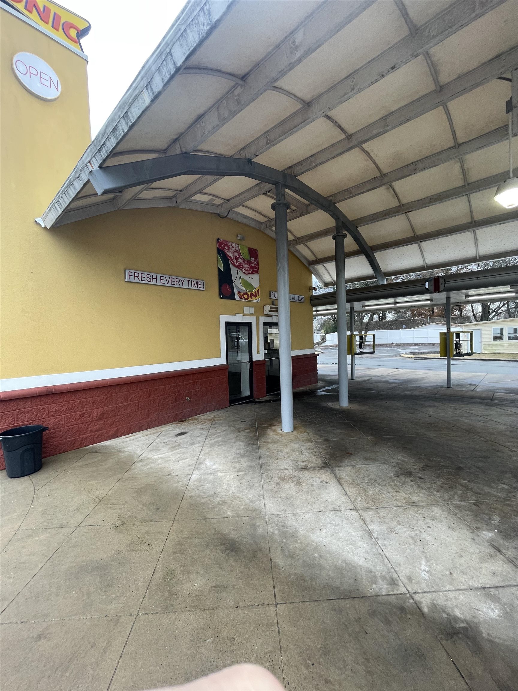 Rose City - Commercial Sale