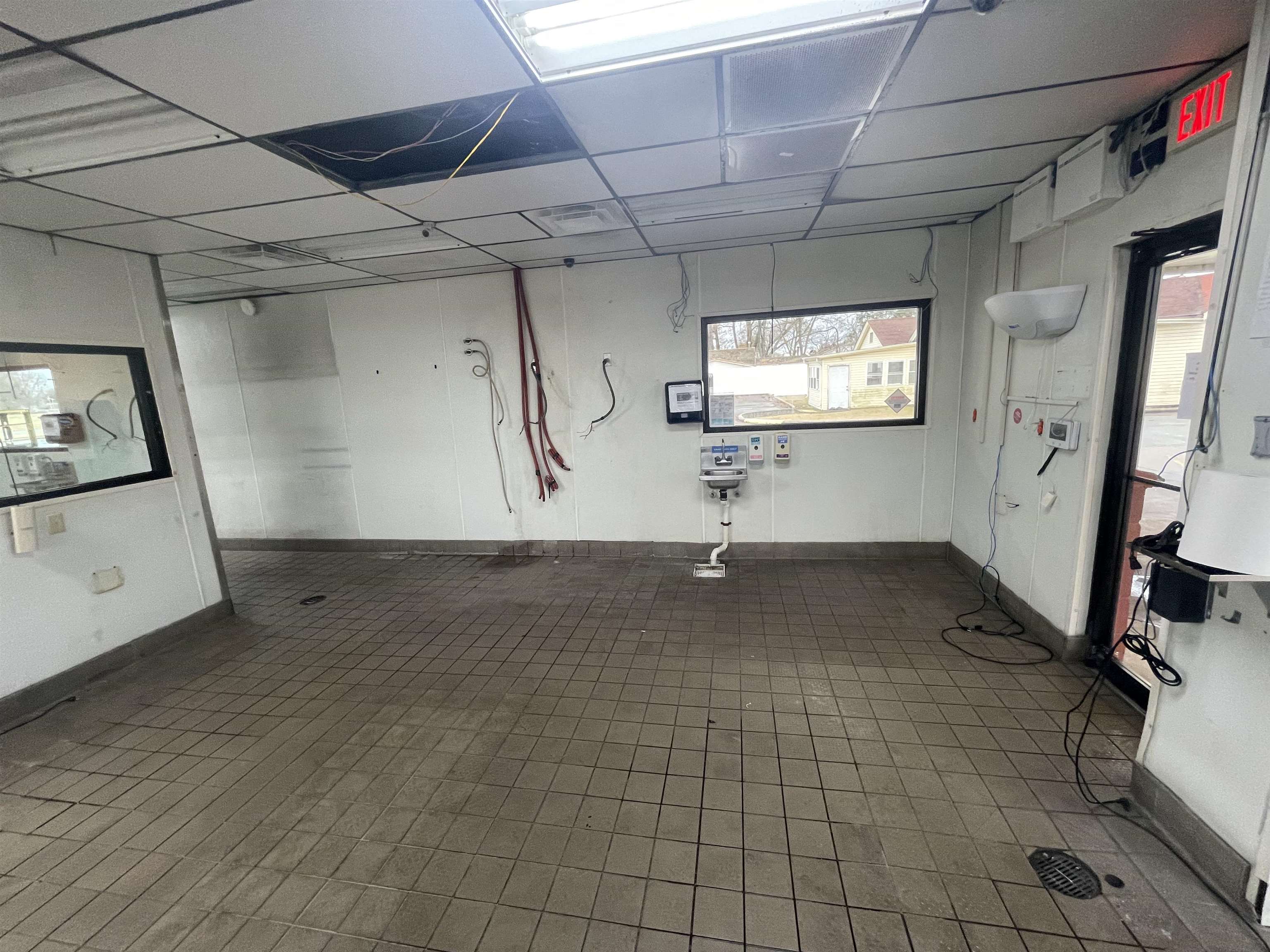 Rose City - Commercial Sale