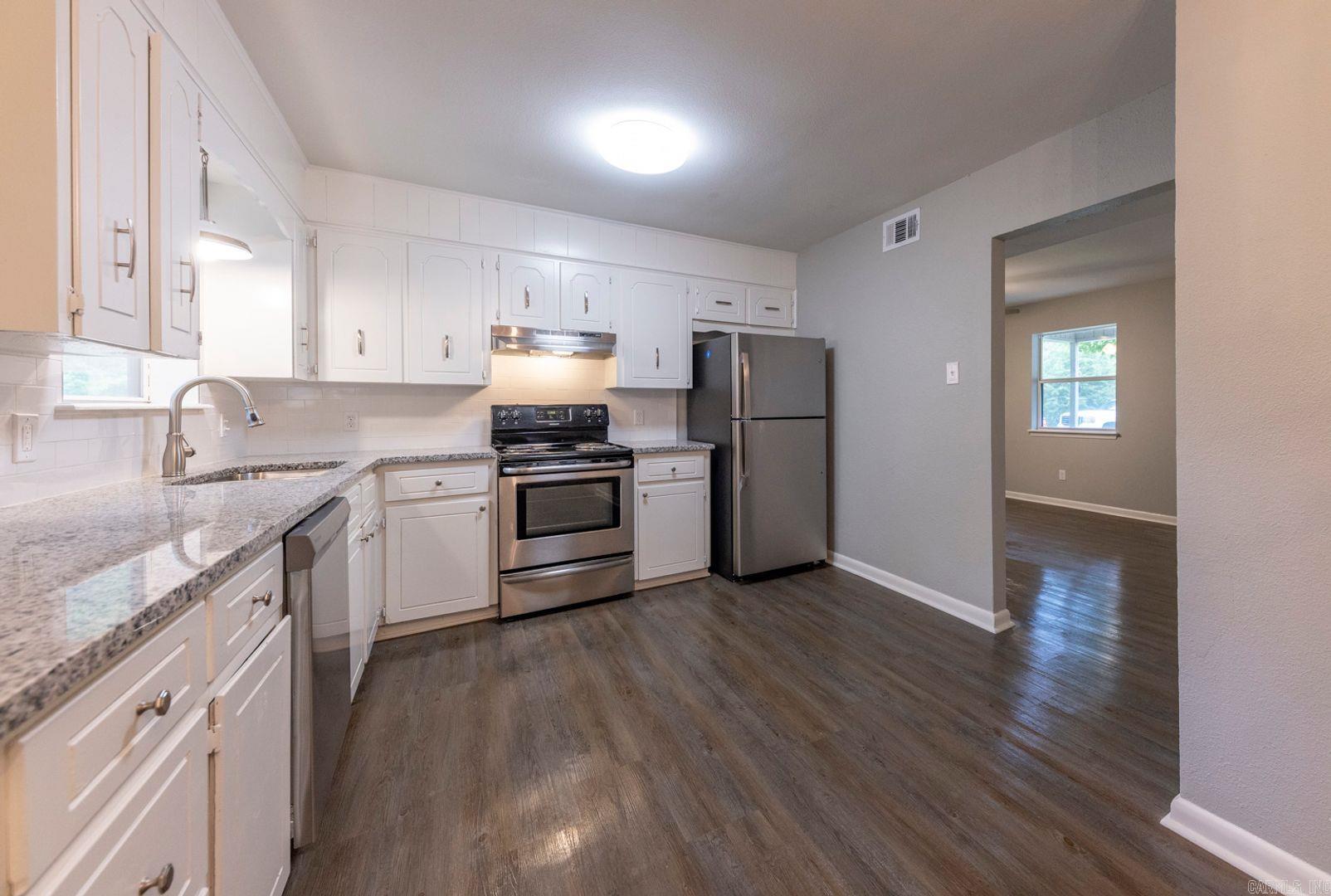 SAWMILL VILLAGE - Residential