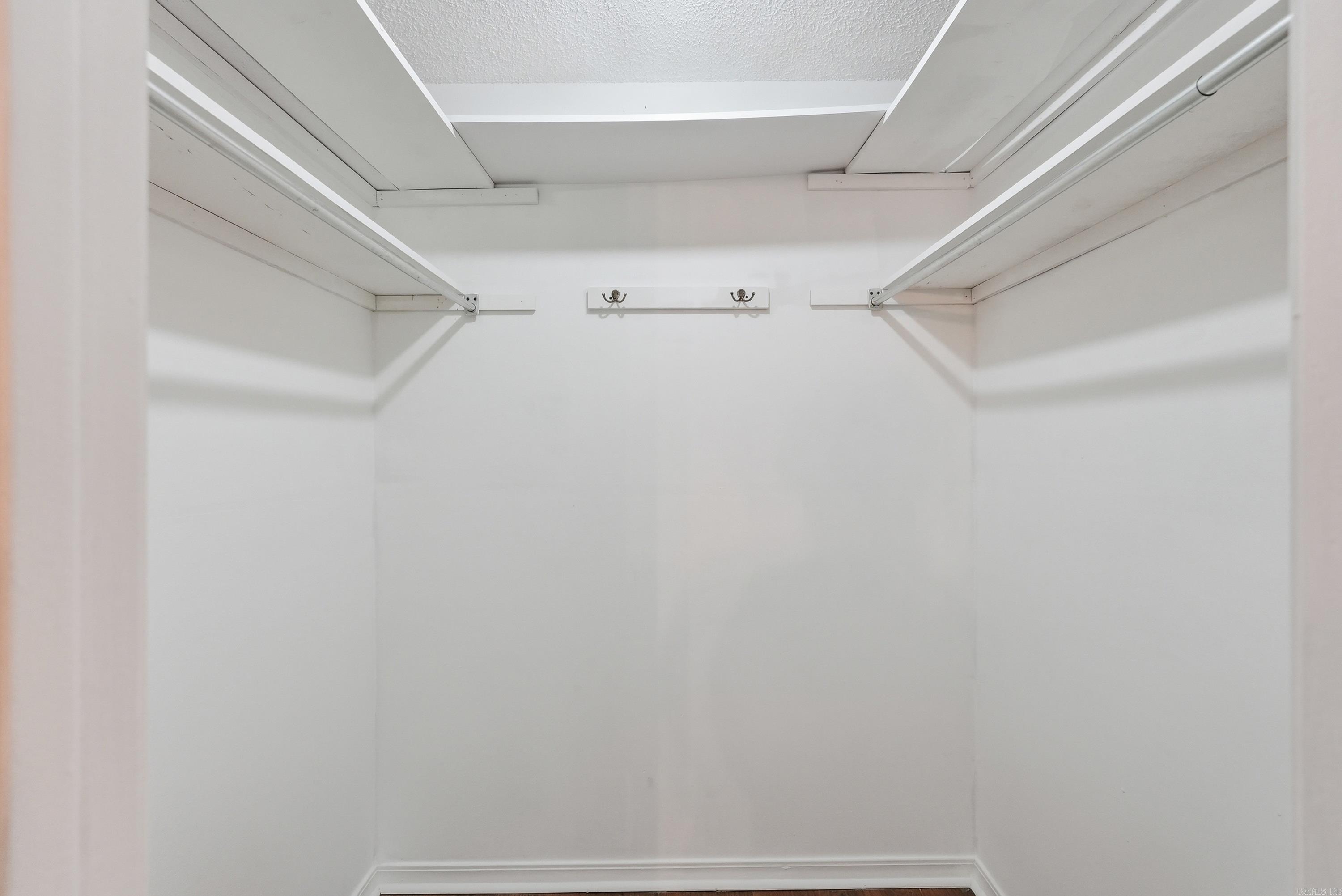 BRIERWOOD - Residential