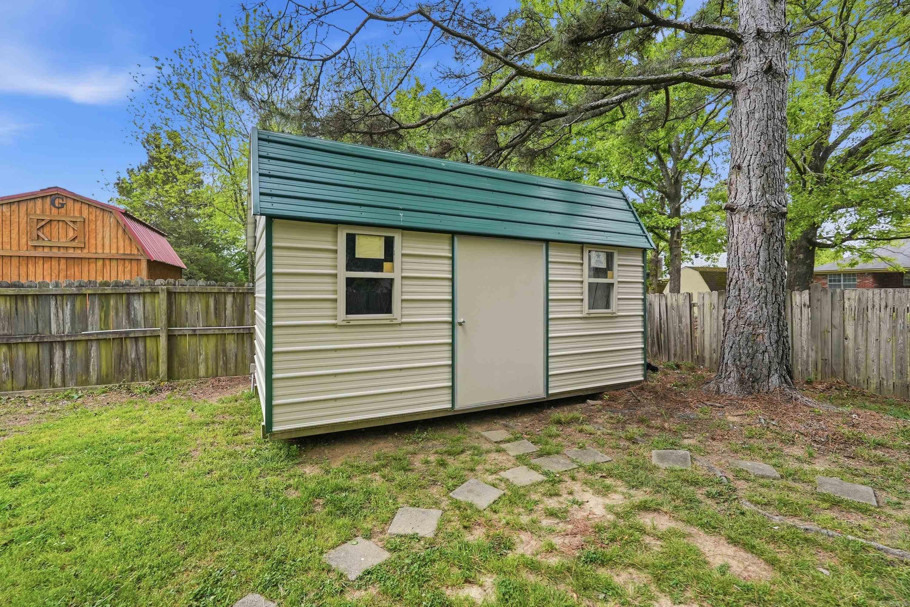 BRIERWOOD - Residential