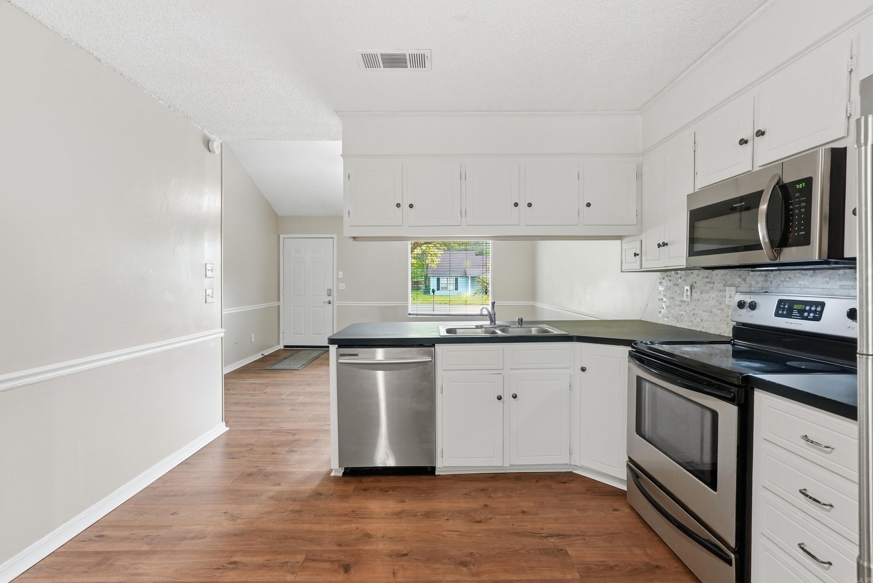 BRIERWOOD - Residential