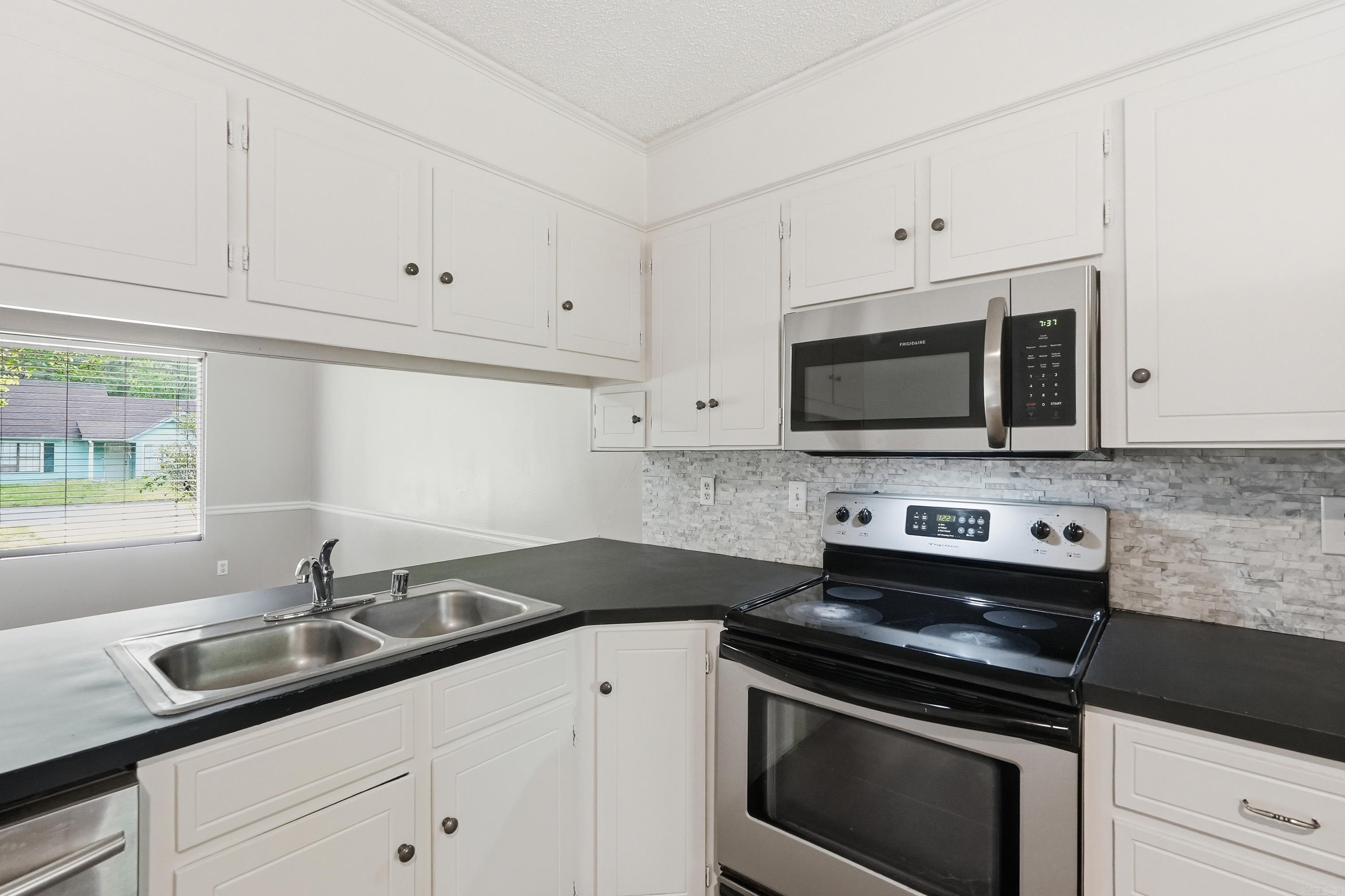 BRIERWOOD - Residential