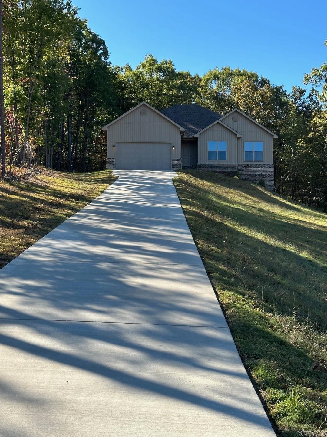 PINEWOOD ESTATES - Residential