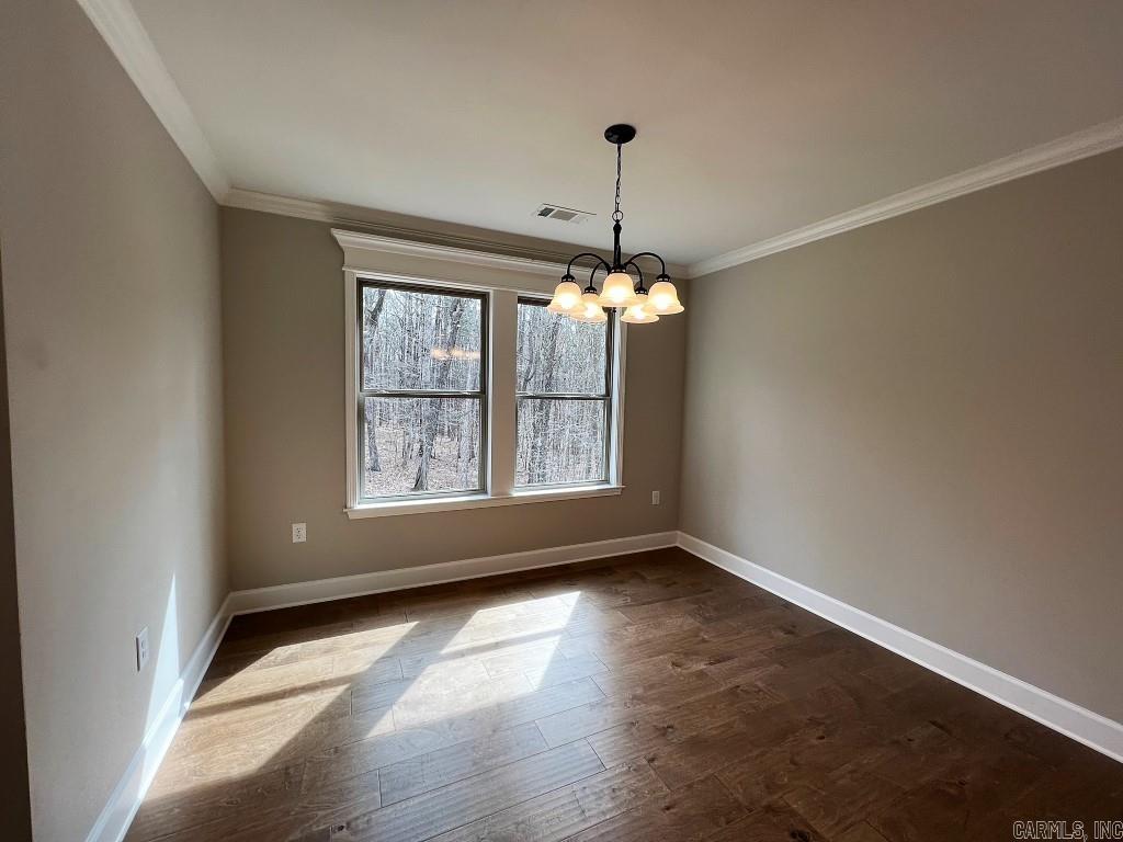 PINEWOOD ESTATES - Residential