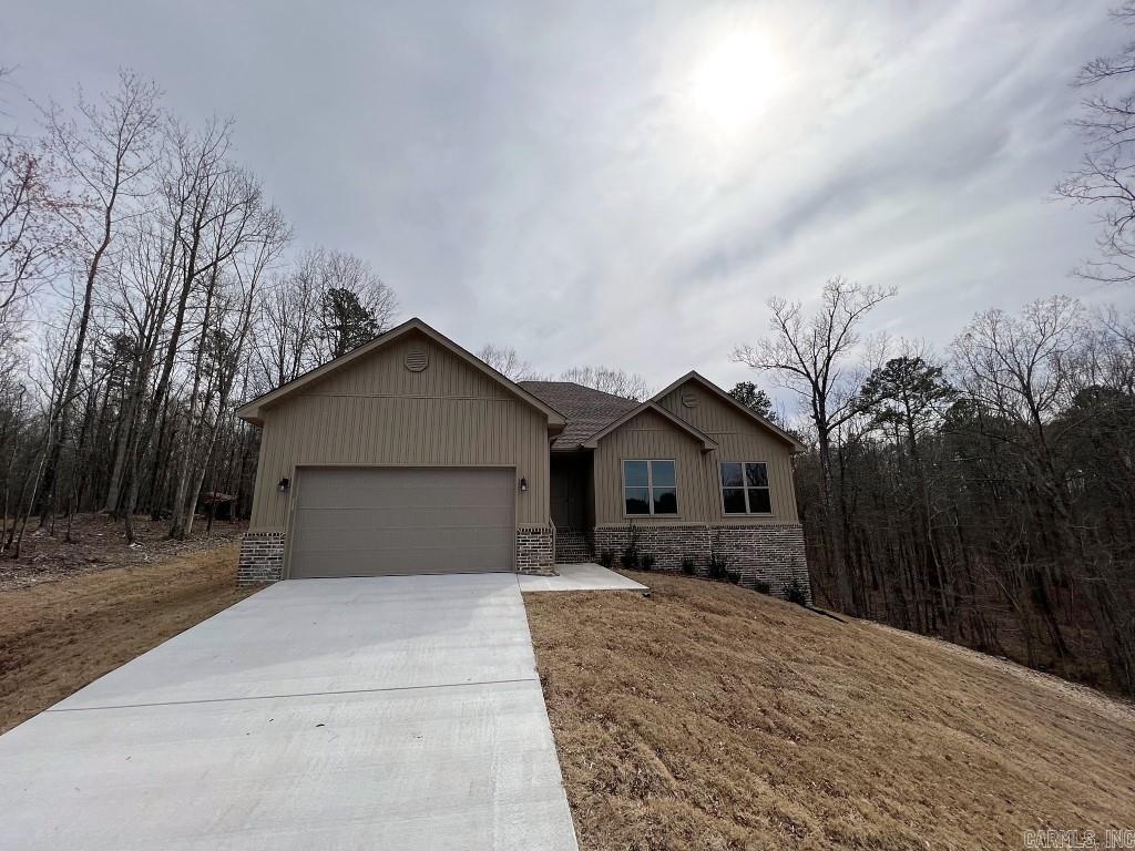 PINEWOOD ESTATES - Residential