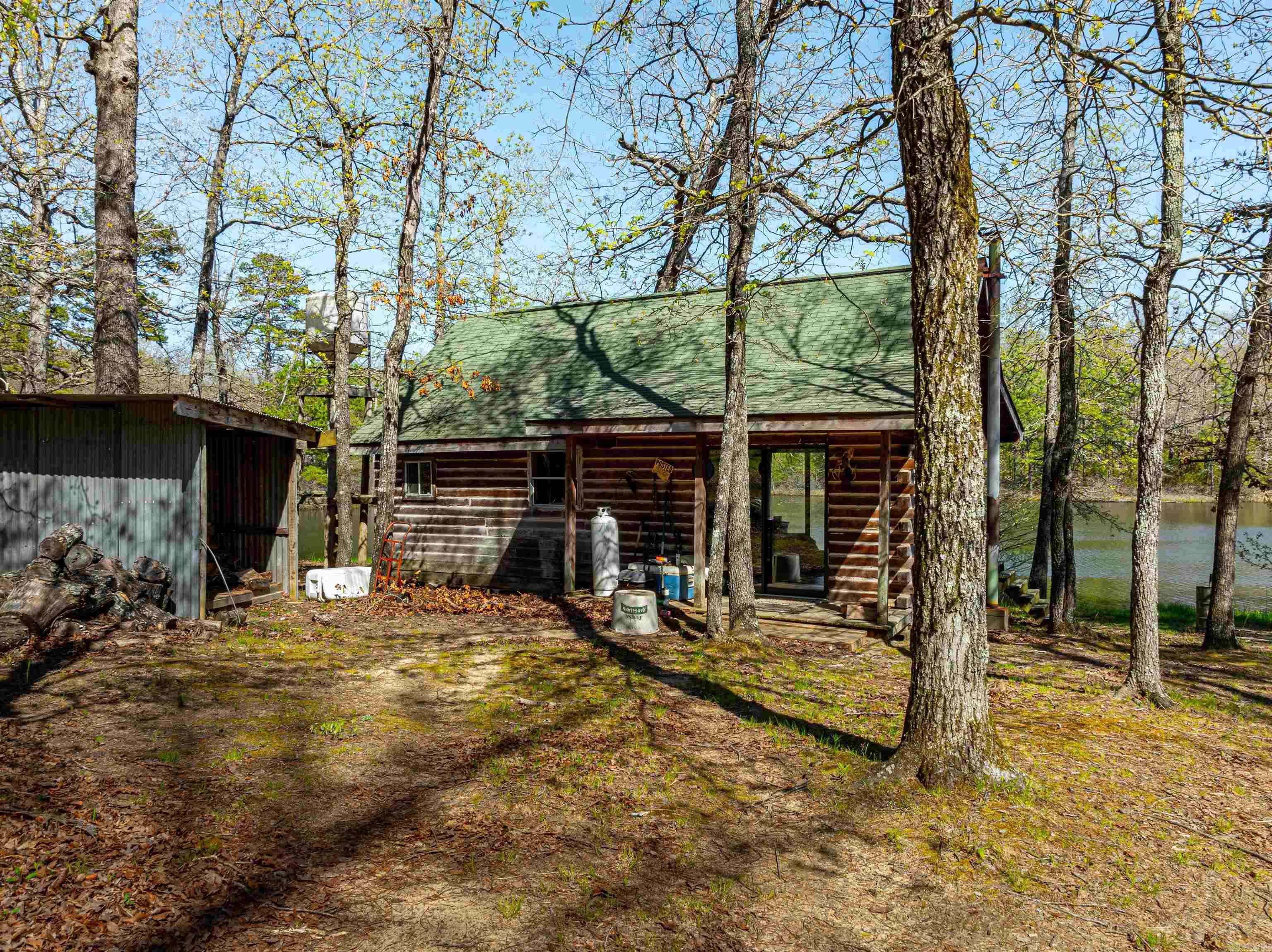 Metes & Bounds - Land