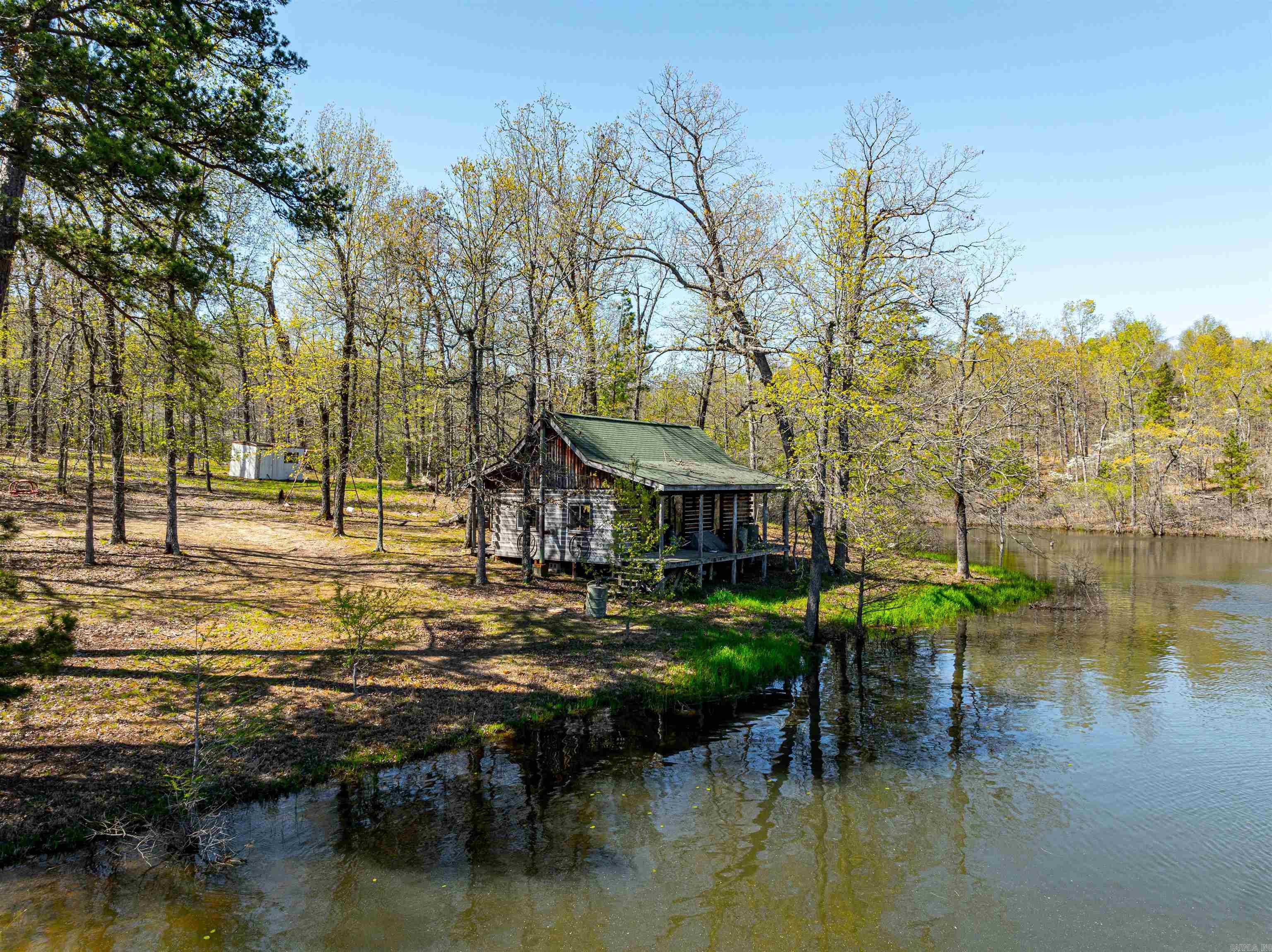 Metes & Bounds - Land