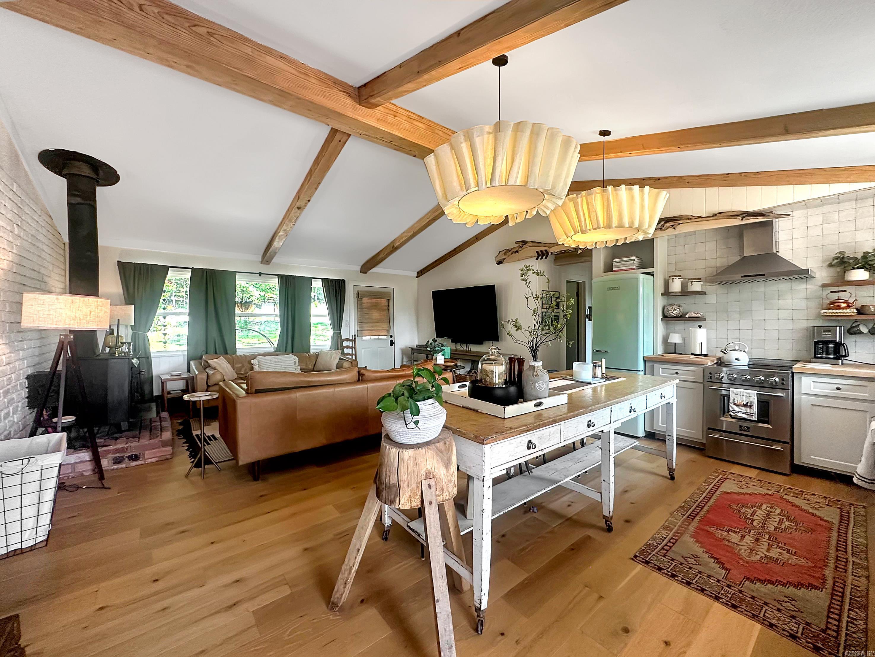 LAKEWOOD - Residential