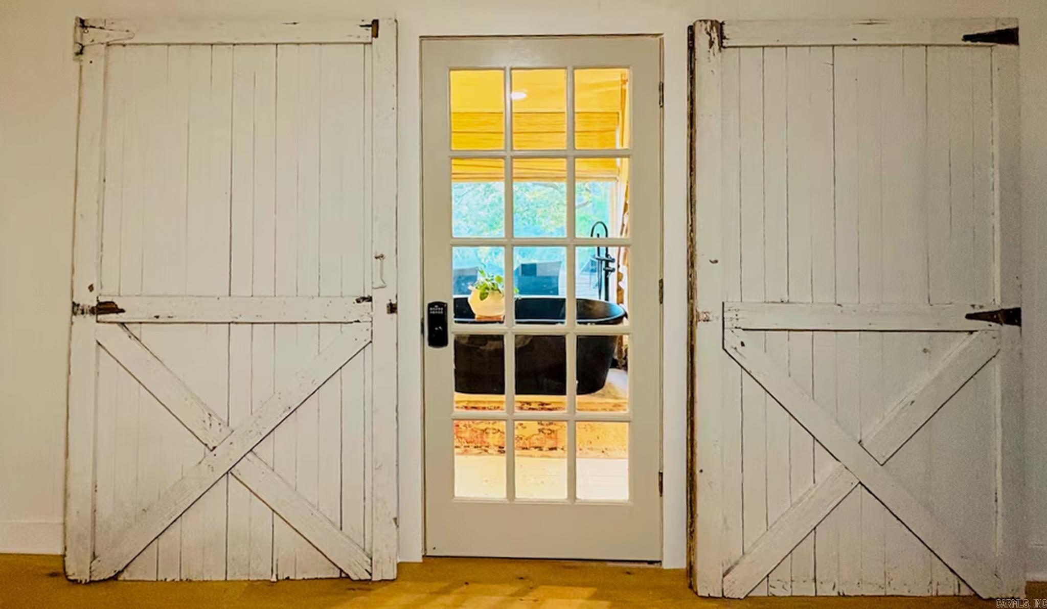 LAKEWOOD - Residential