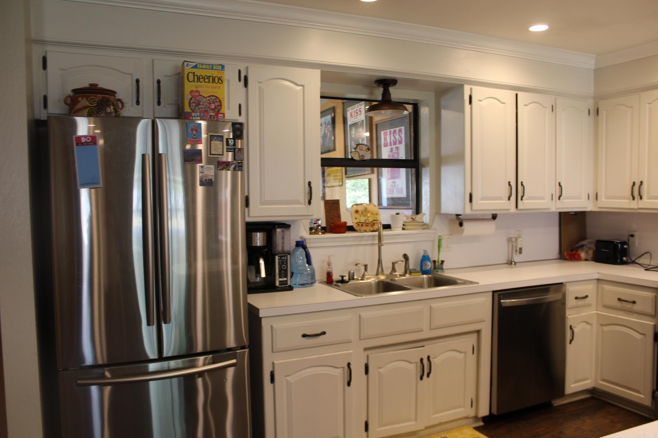 HIDDEN VALLEY ESTATES - Residential