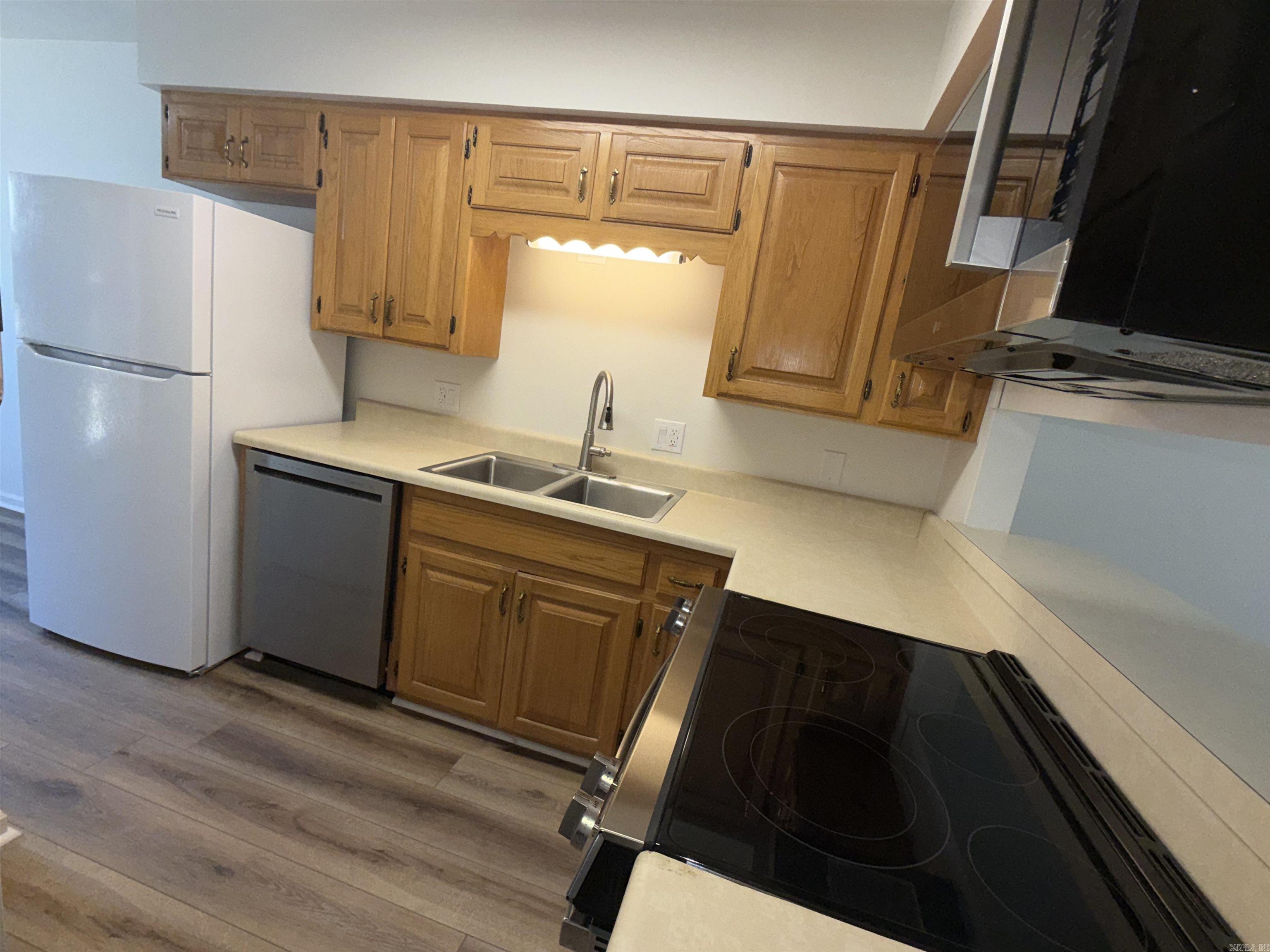 CHARMARY SQUARE HPR - Residential