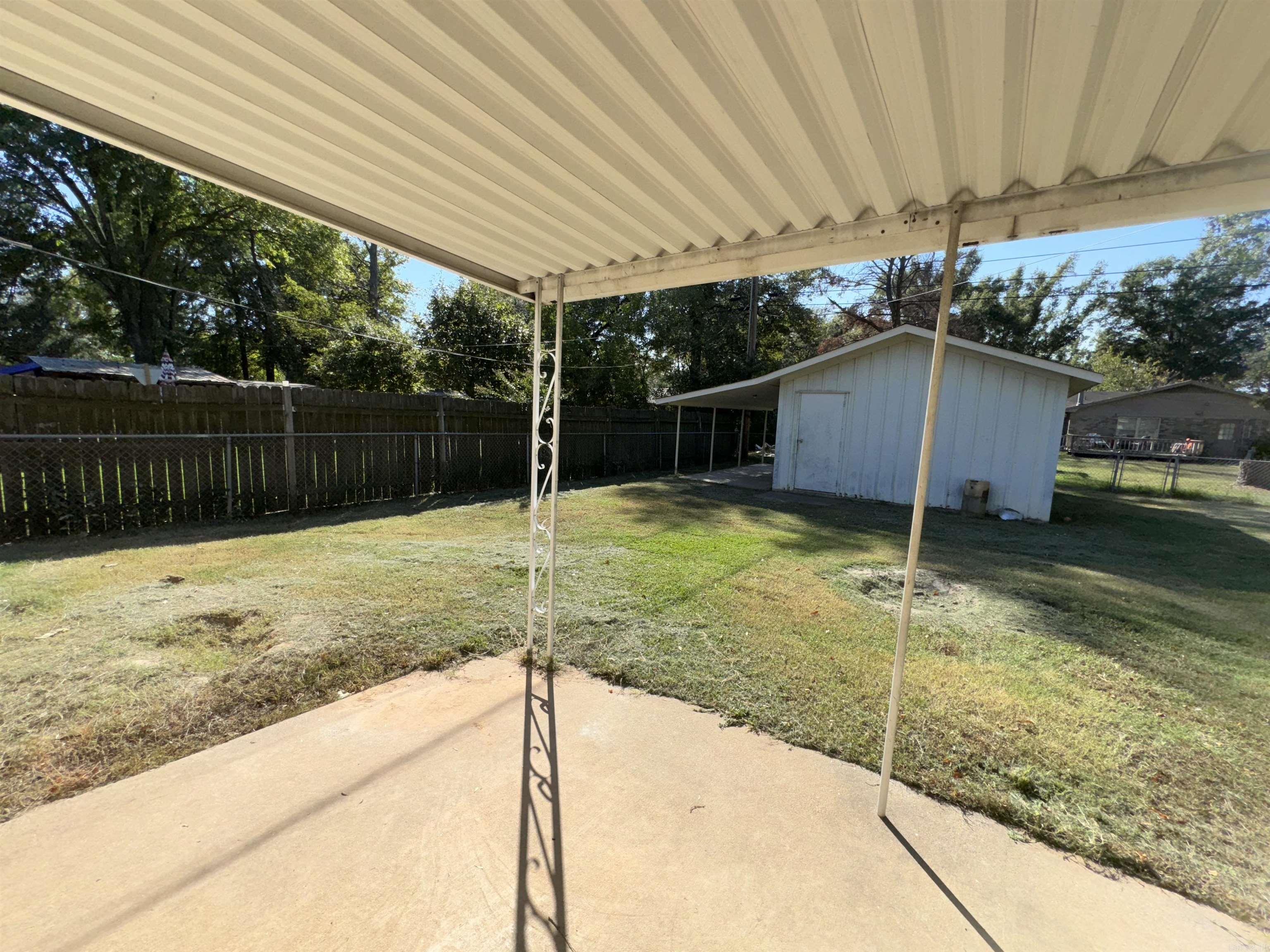 OAK PARK INSIDE - Residential