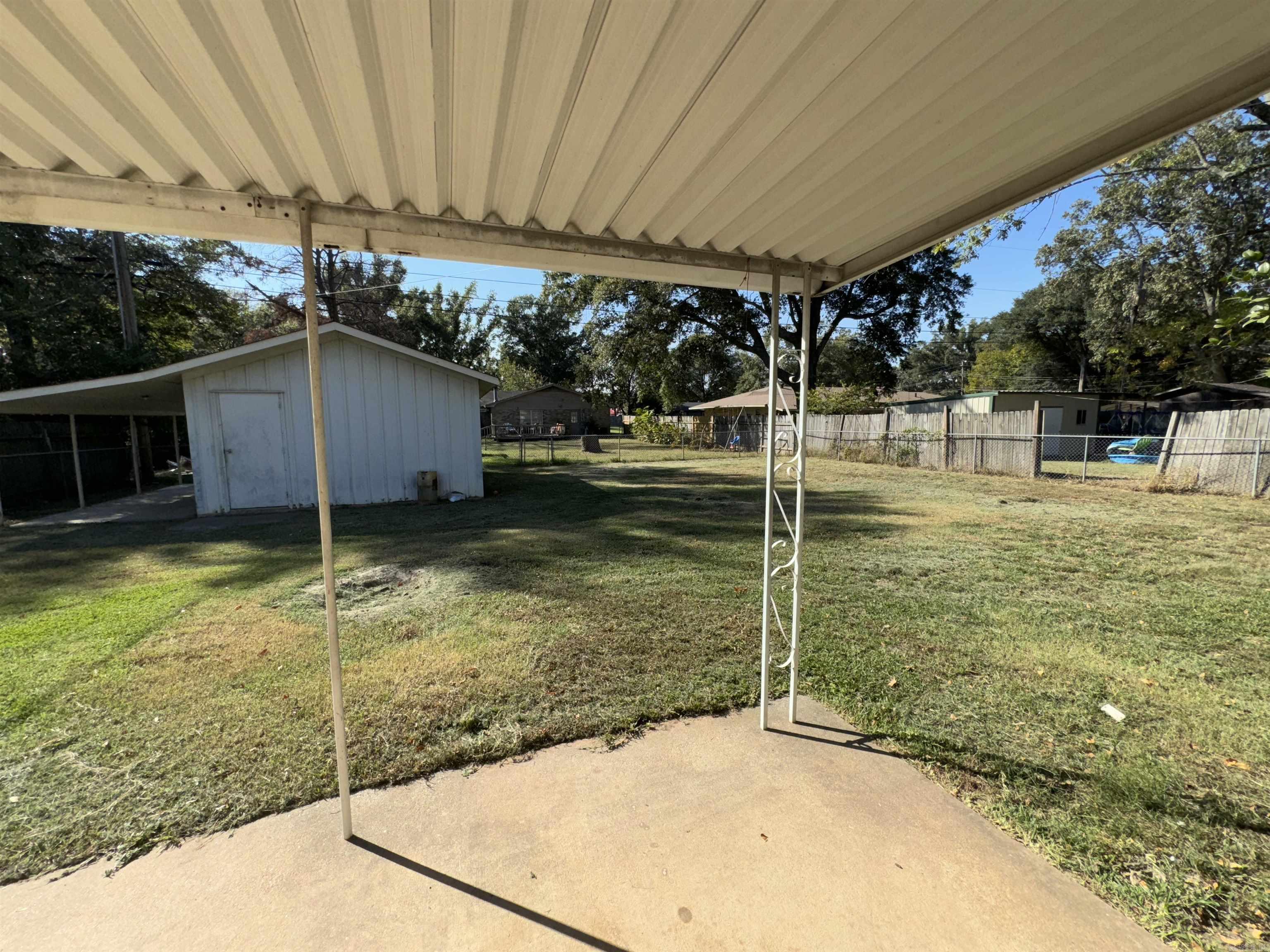 OAK PARK INSIDE - Residential
