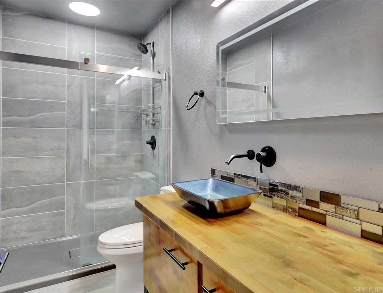 BARKERS - Residential