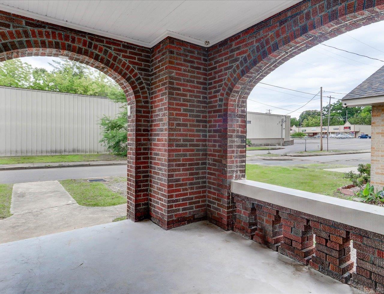 BARKERS - Residential