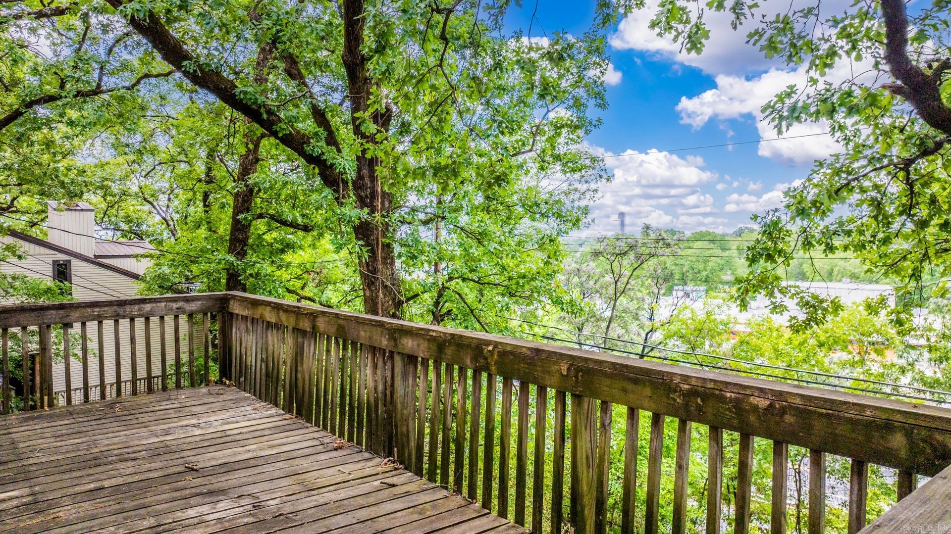 BROADVIEW - Residential