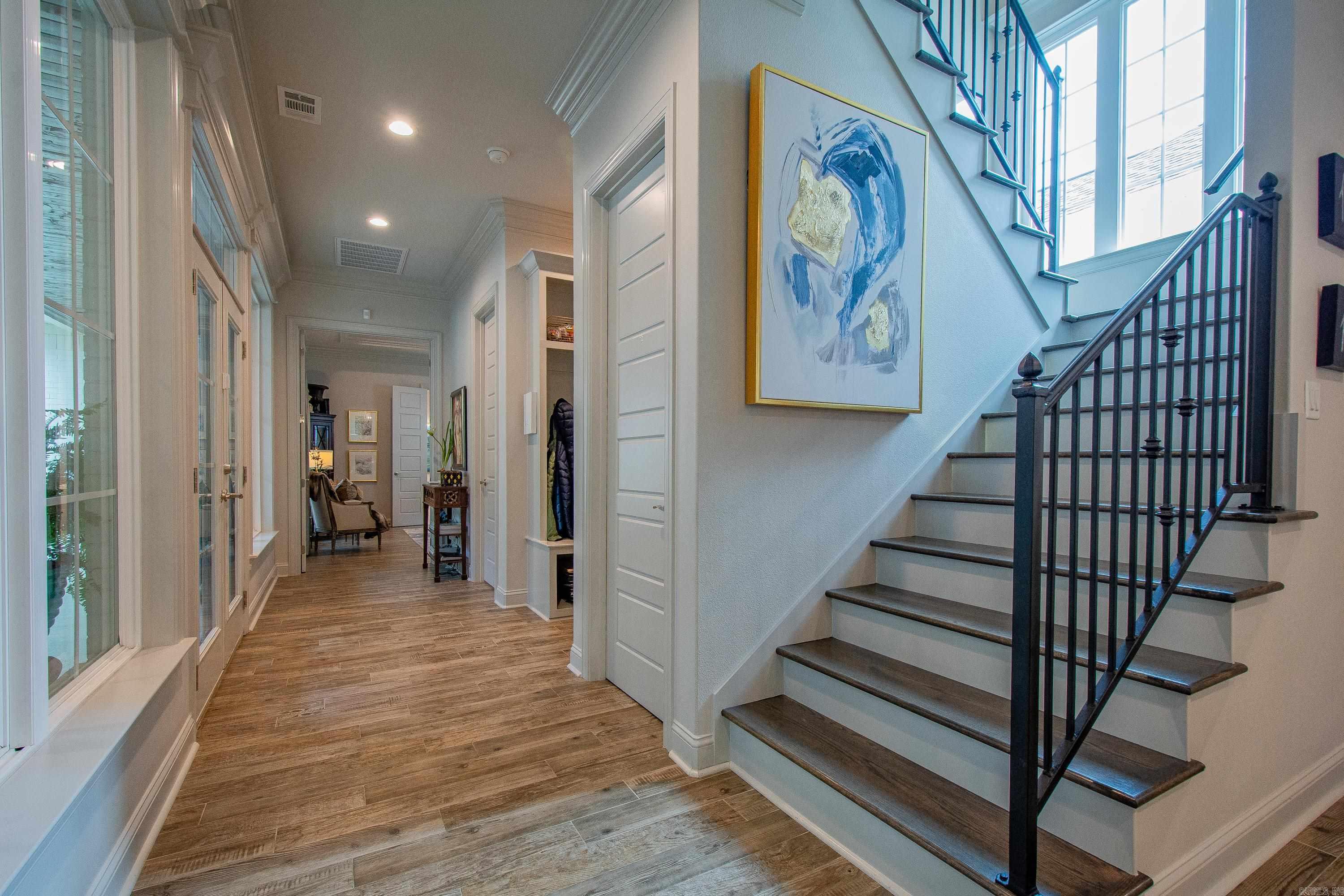 Elmcrest - Residential