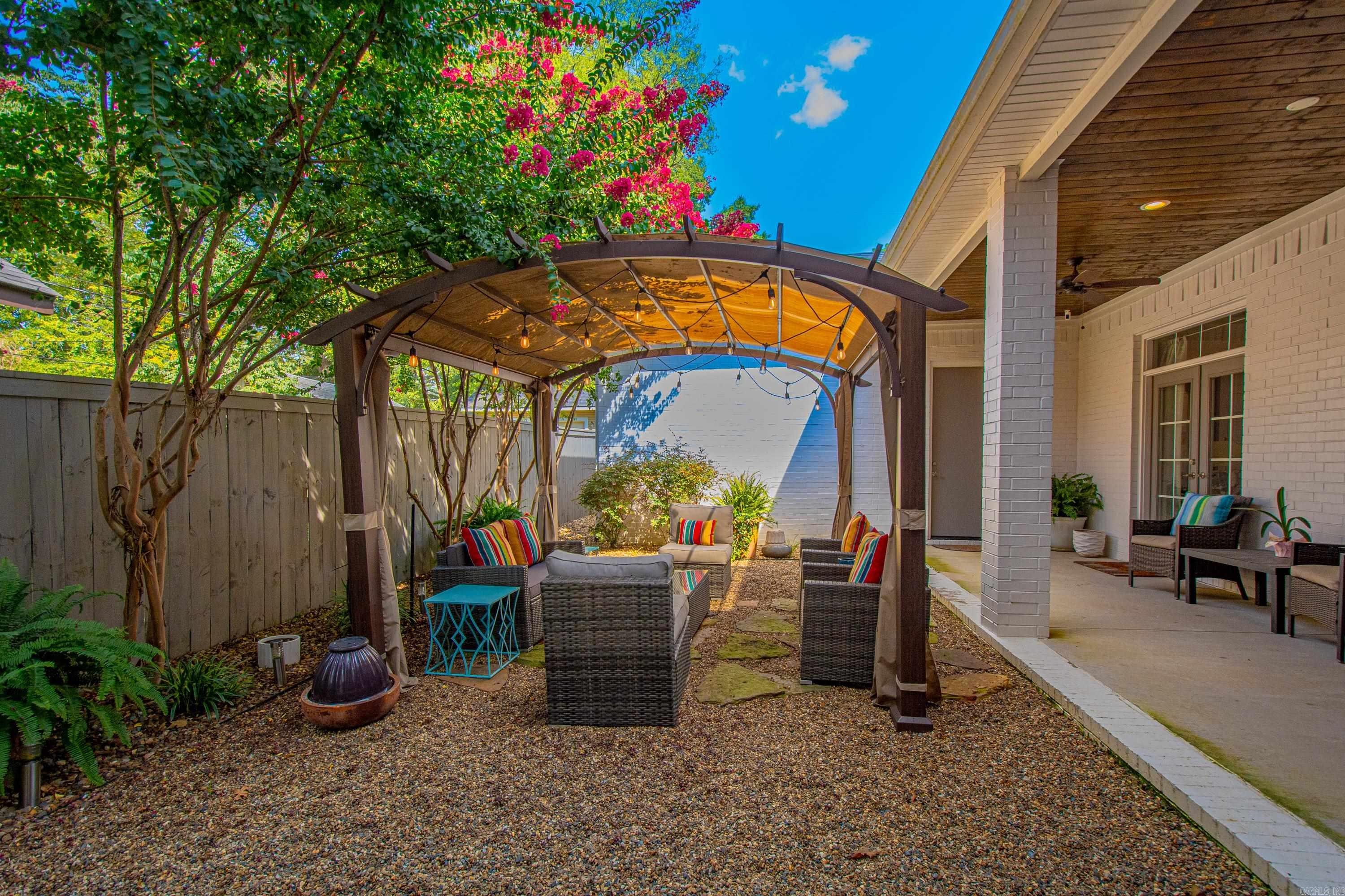 Elmcrest - Residential