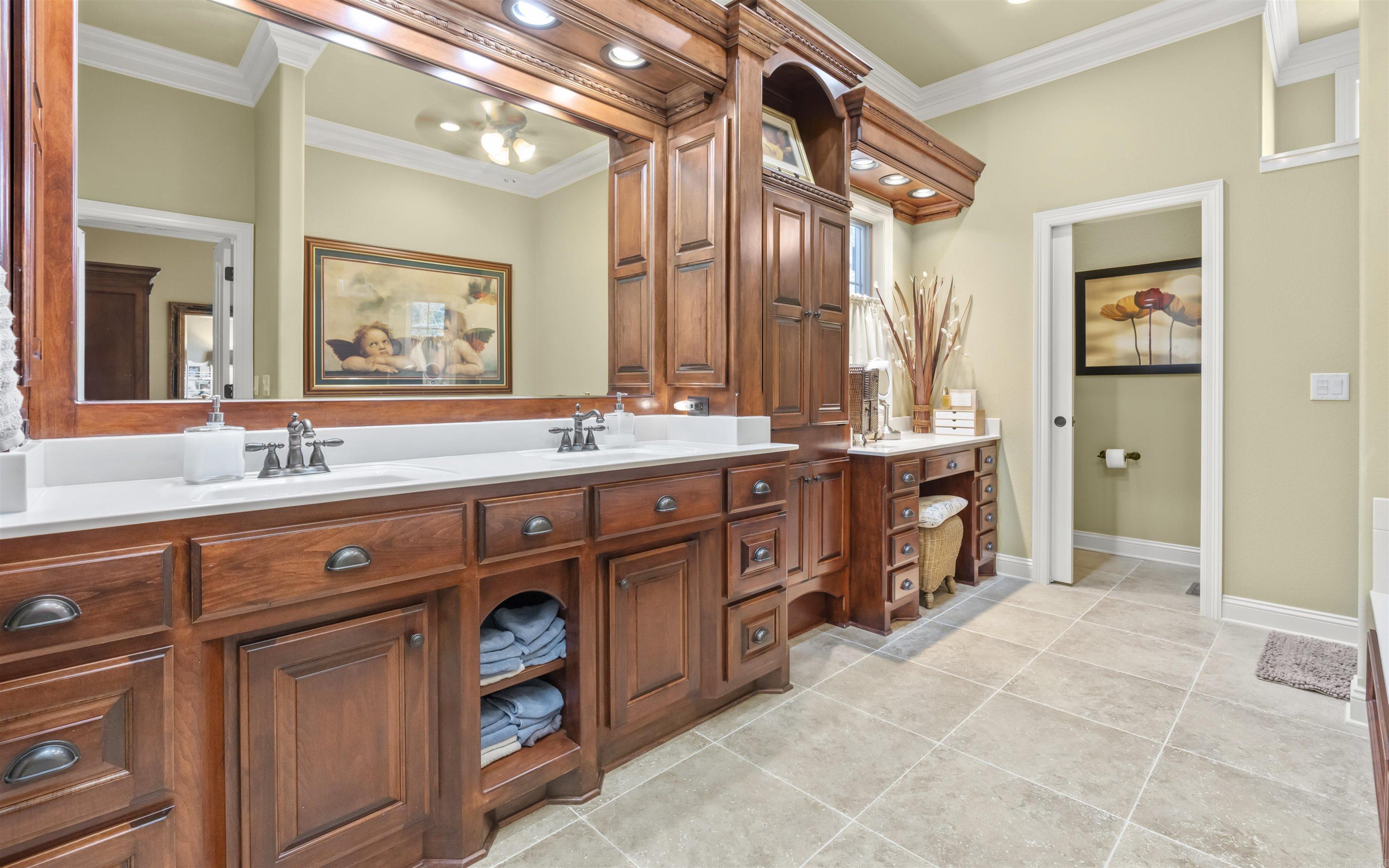 Isabella - Residential