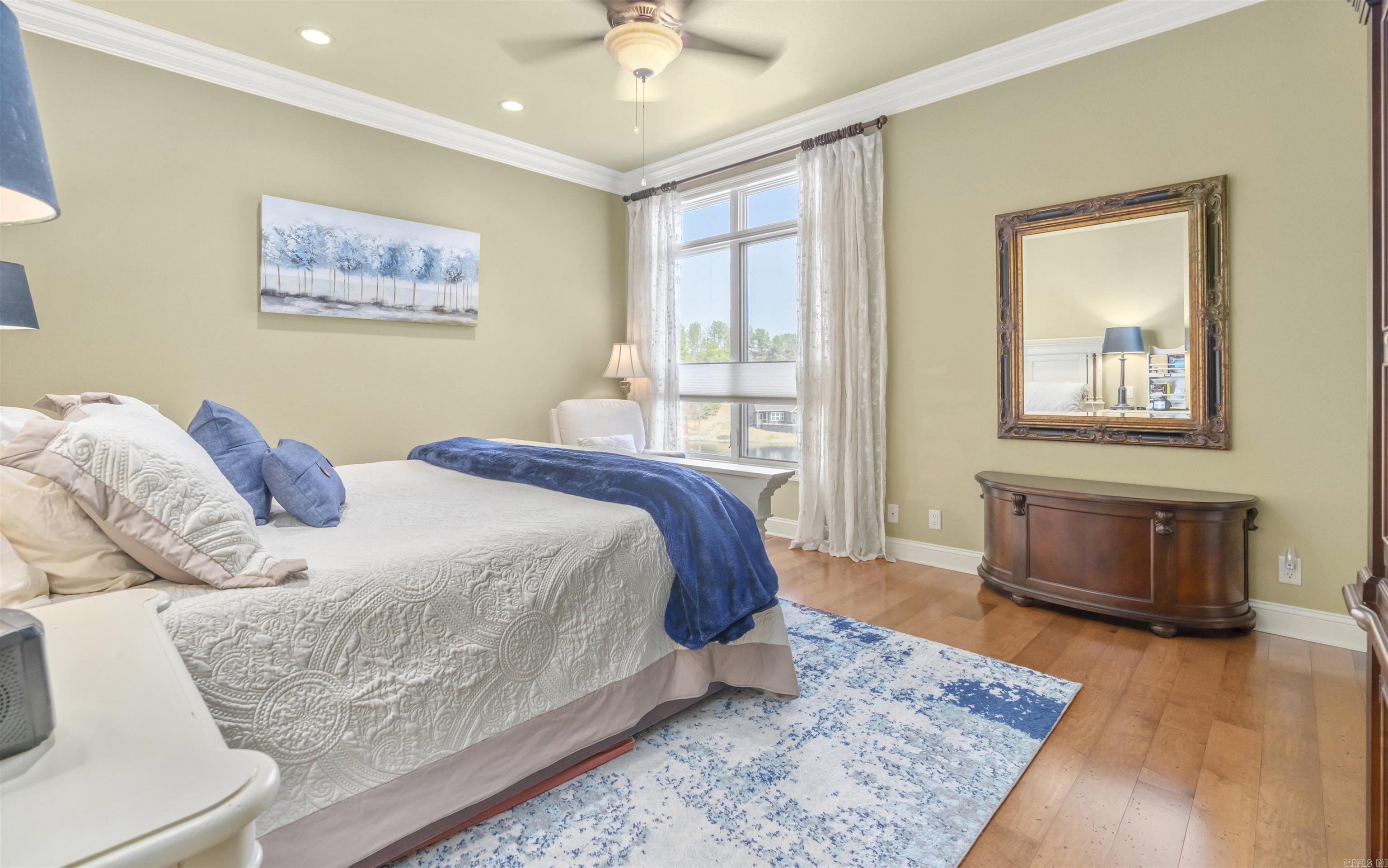 Isabella - Residential