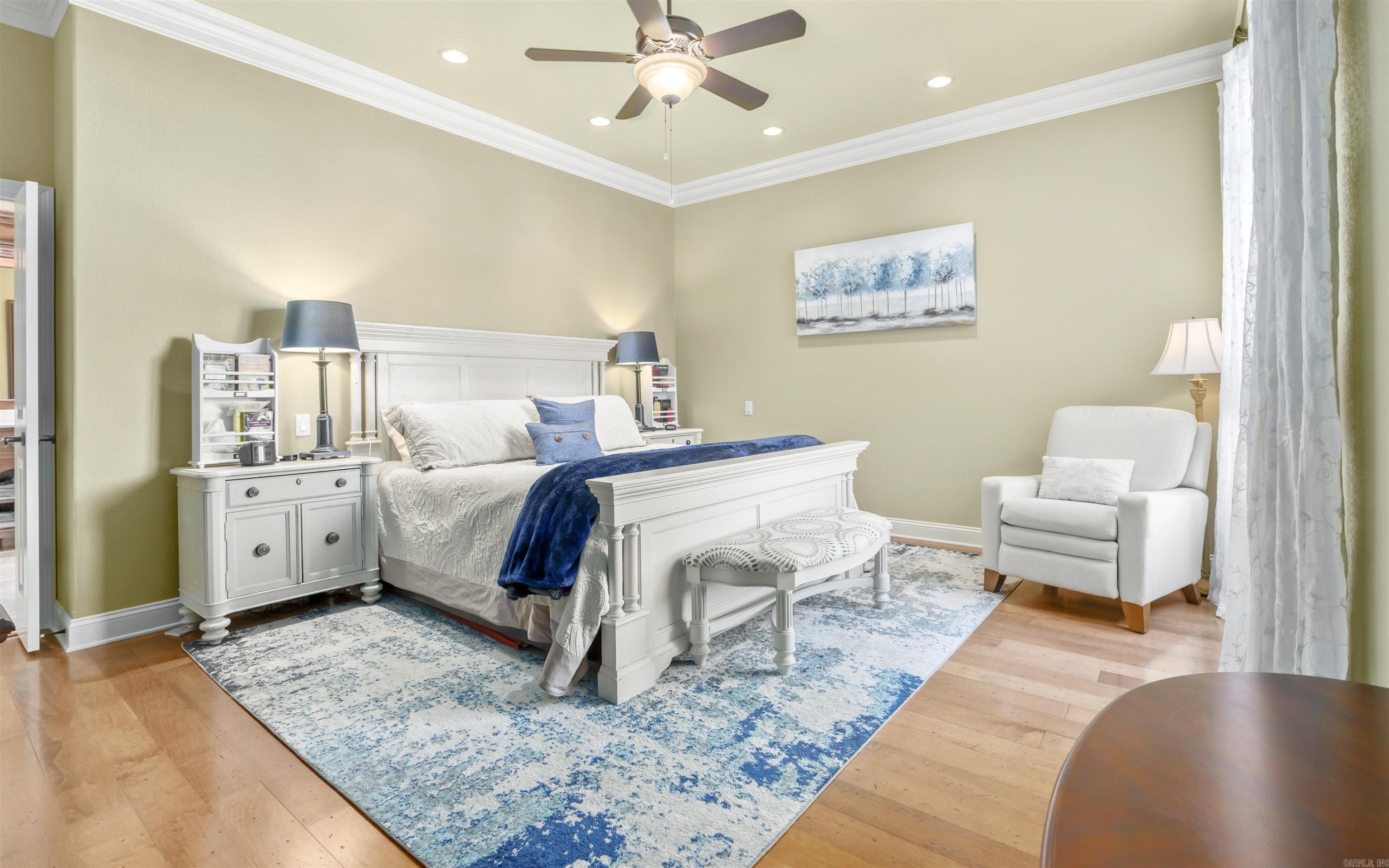 Isabella - Residential