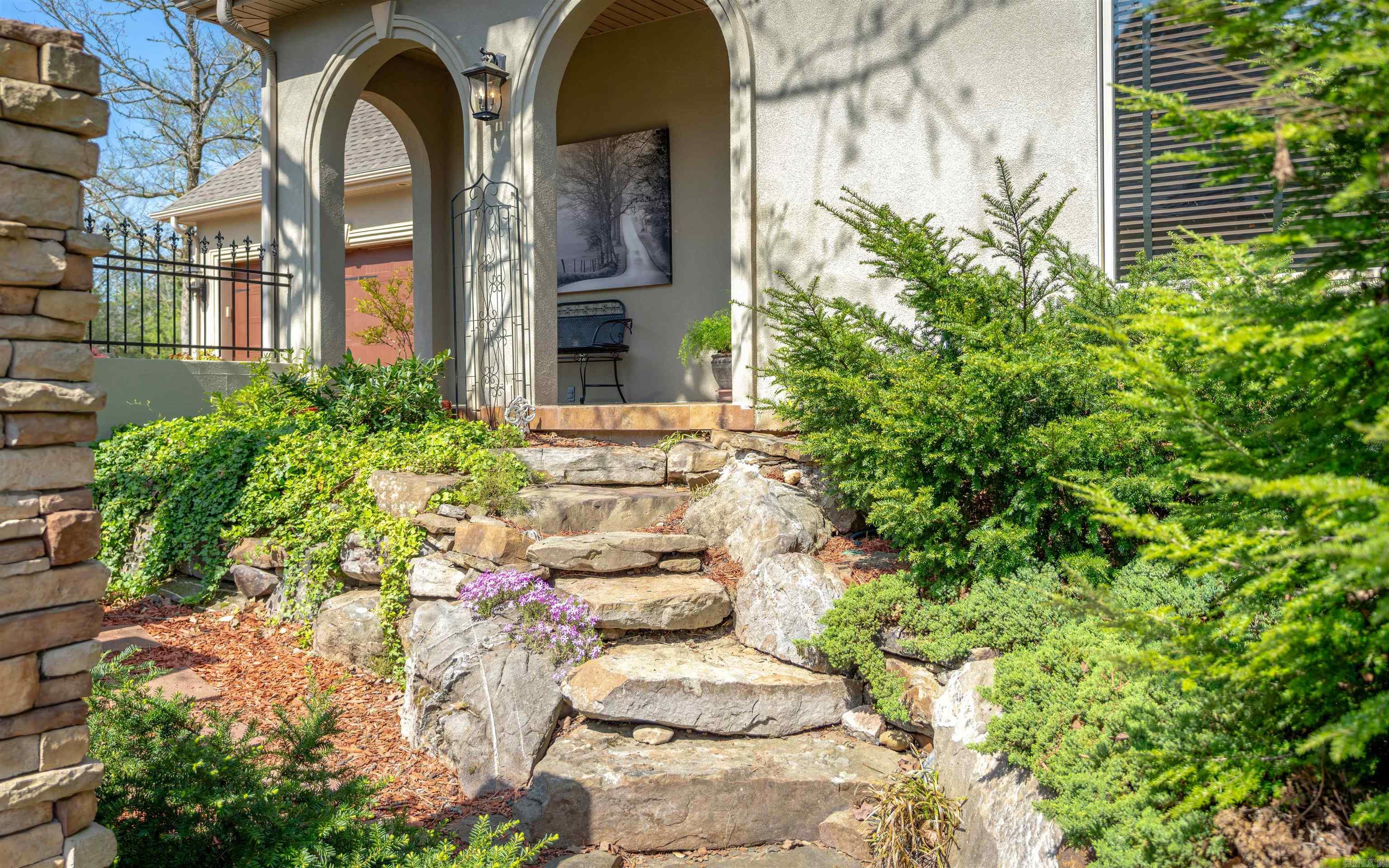 Isabella - Residential