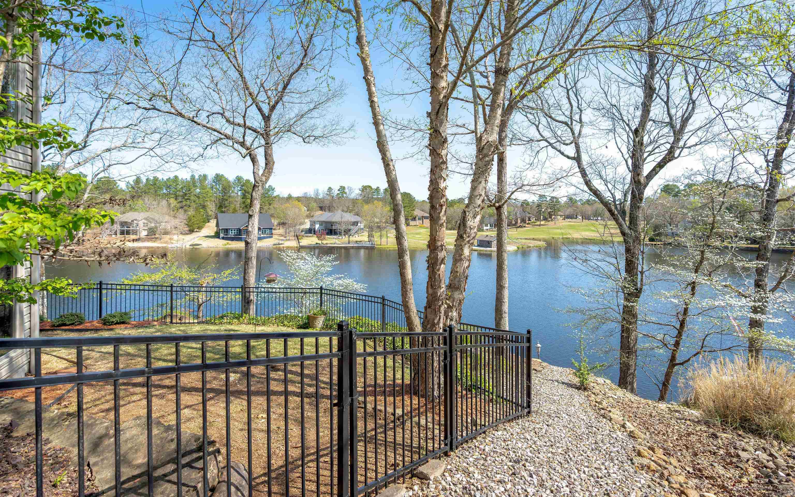 Isabella - Residential