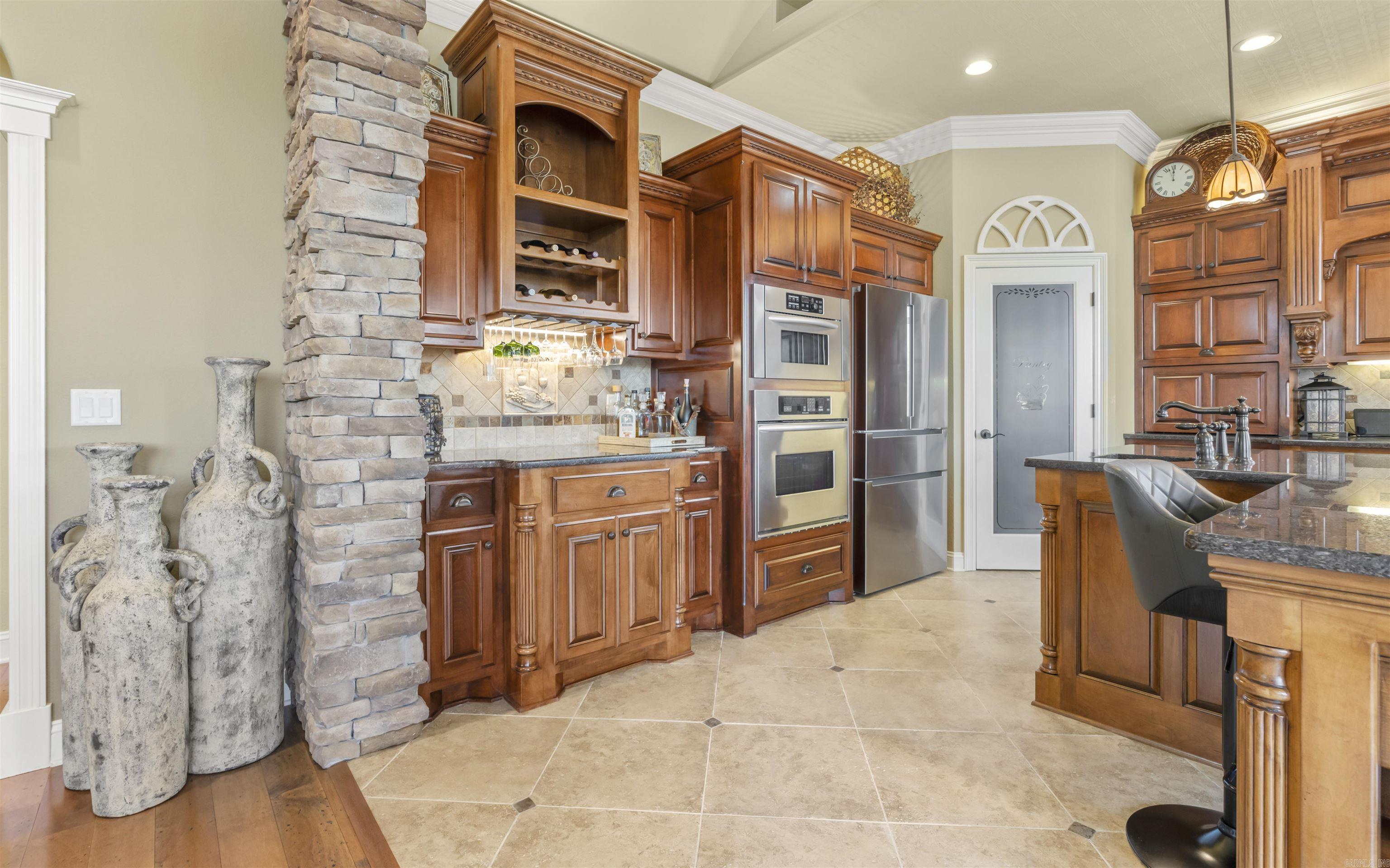 Isabella - Residential