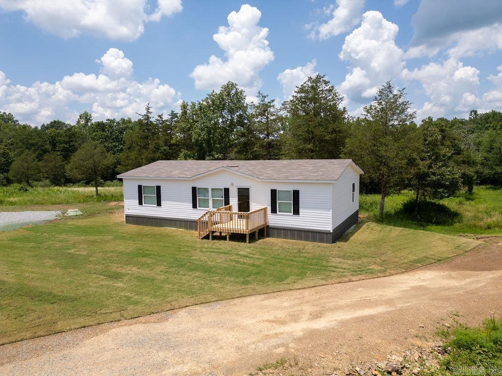 3 BEDROOM 2 BATH MOBILE ON A PERMANENT FOUNDATION. BRAND NEW! CHECK THIS ONE OUT! CLOSE TO TOWN WITH A COUNTRY SETTING.