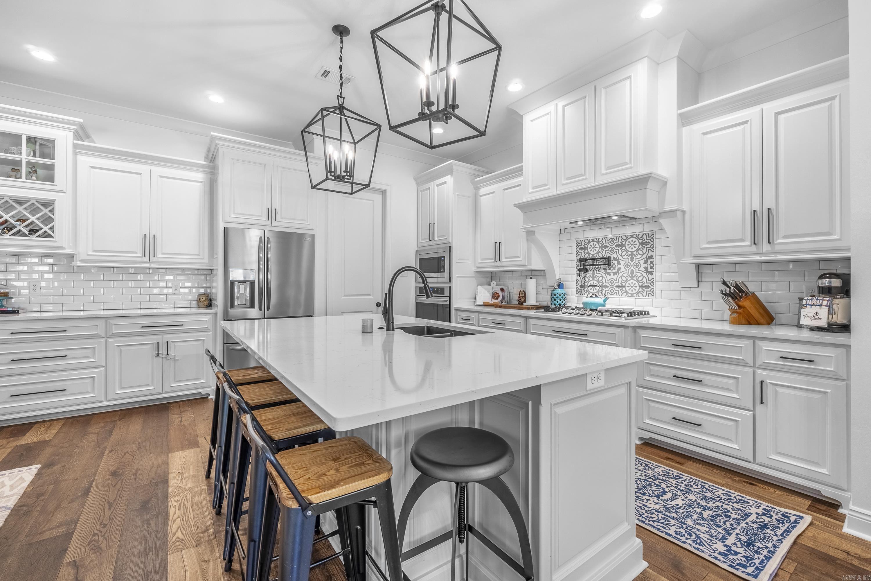 Hollywood - Residential