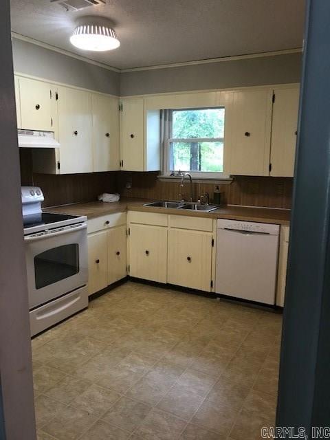 Kingspark to Cook Mountain Villa - Residential Lease