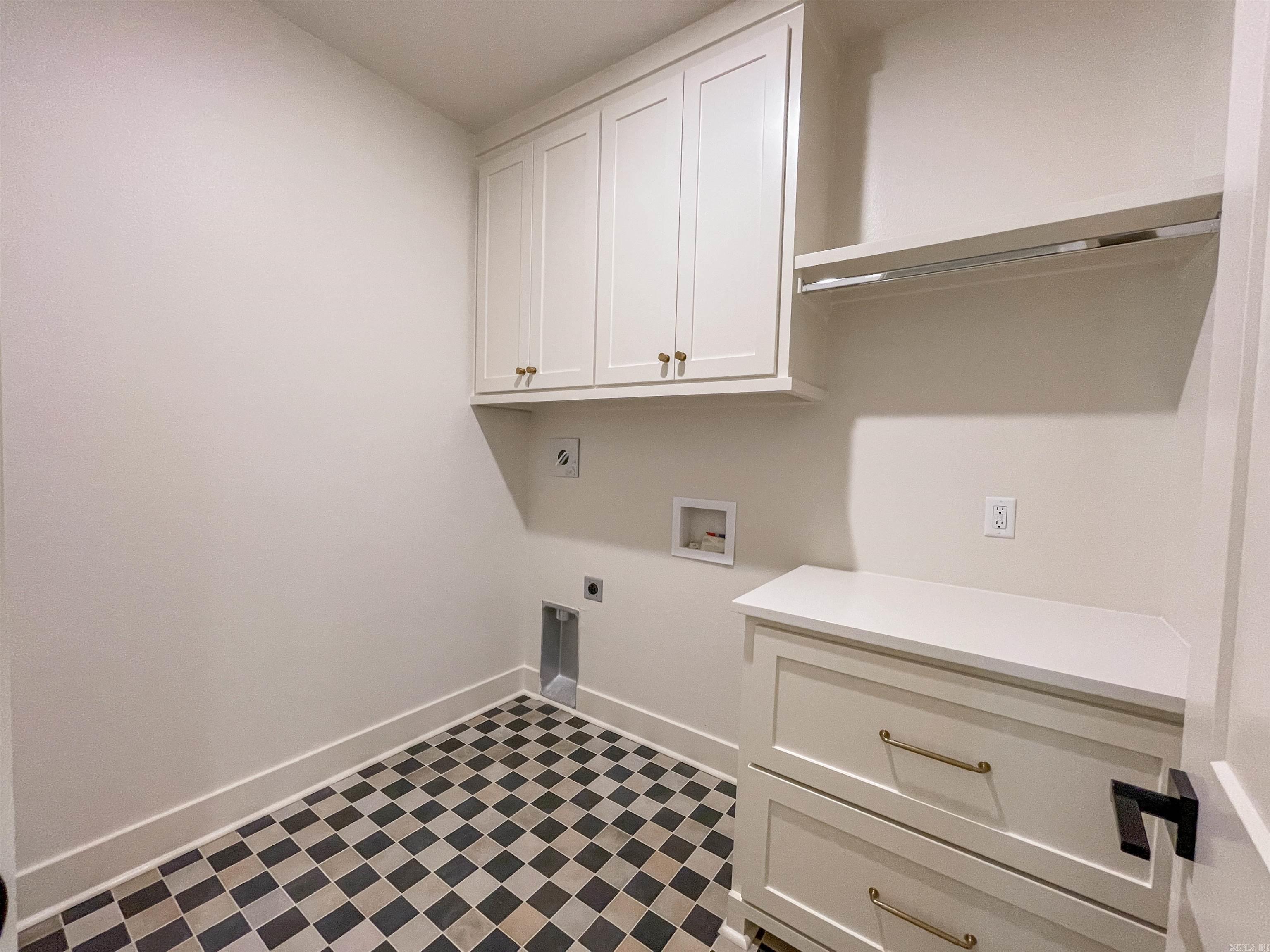 WATERVIEW ESTATES - Residential