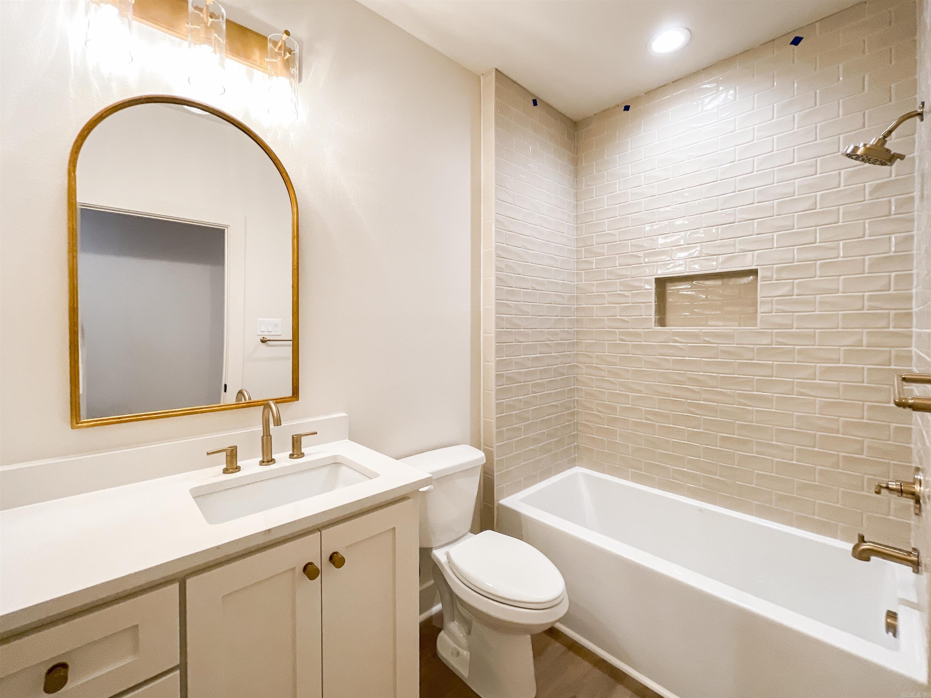 WATERVIEW ESTATES - Residential