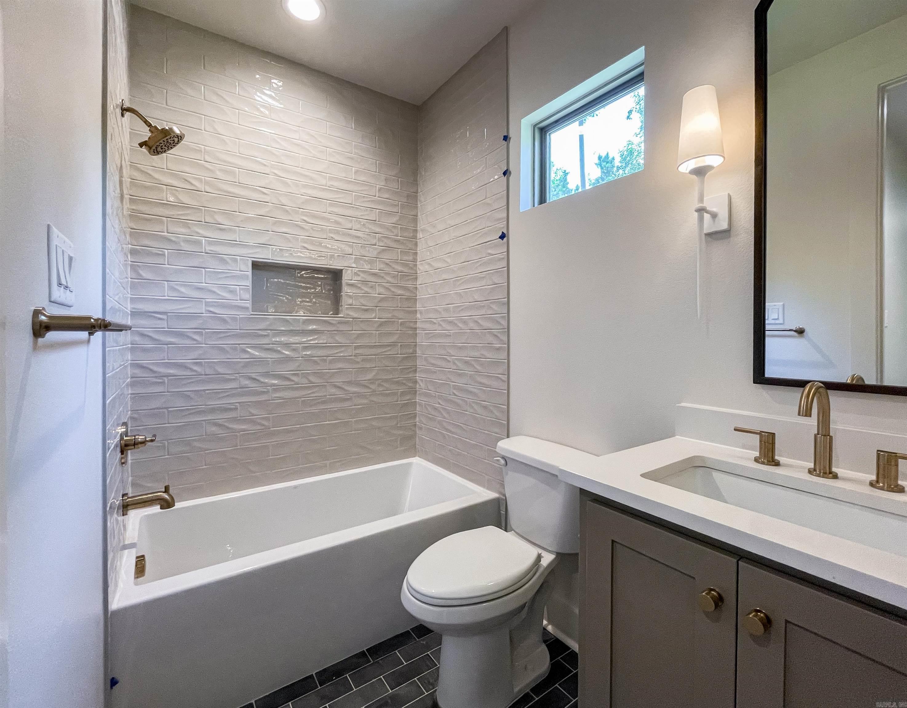 WATERVIEW ESTATES - Residential
