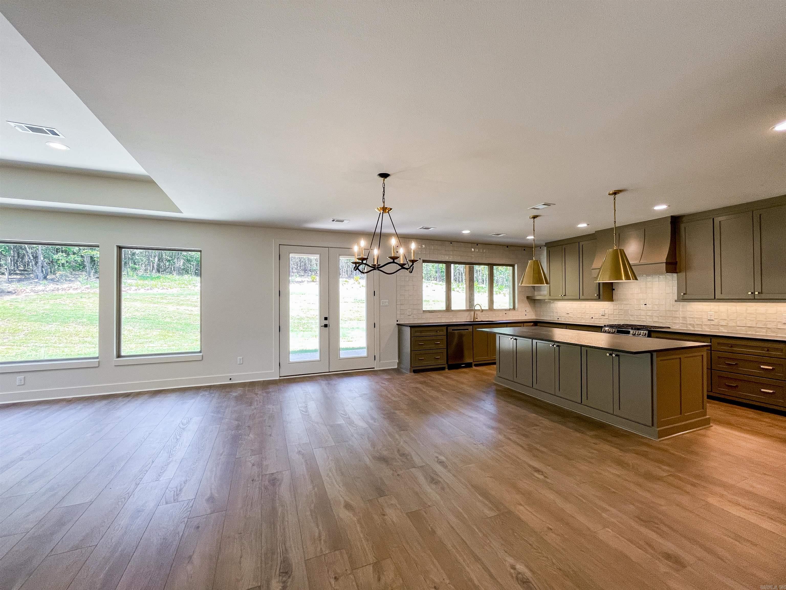 WATERVIEW ESTATES - Residential