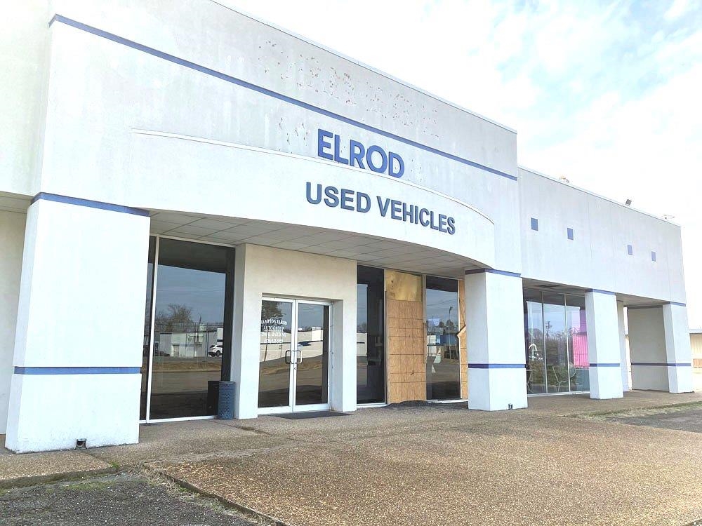Automotive dealership building for sale. The building has over 14,000 square feet including a large showroom plus an extensive service area. The office area is partially furnished. The paved lot has parking for around 75 vehicles. Harding Avenue has a high traffic count and is conveniently located near I-530. There is an additional showroom for sale next door, with additional parking dealers with a lot of inventory. Owner financing will be considered with a sizeable down payment. This building also has potential as an investment property that could create a positive cash flow while building equity.