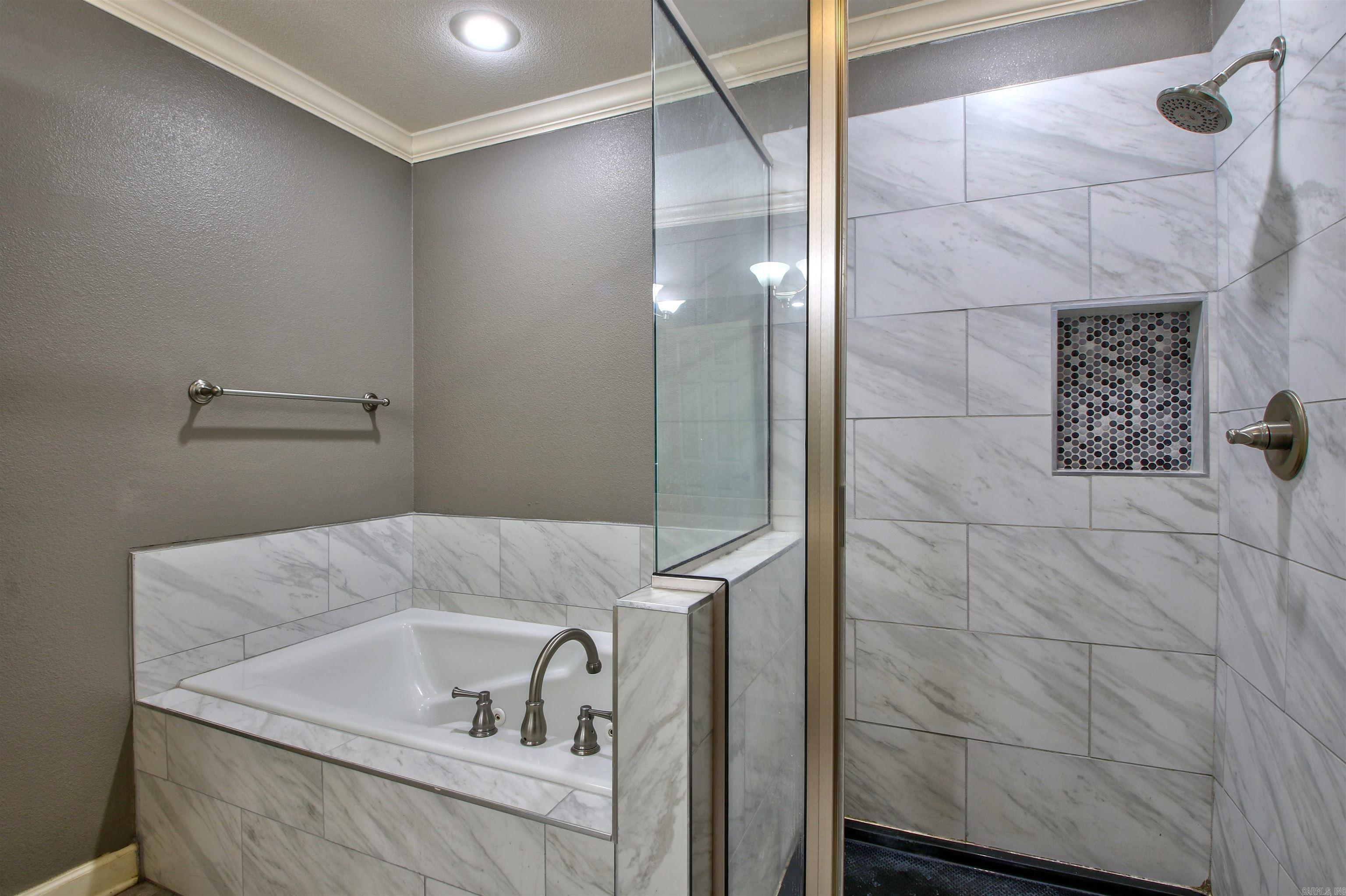 MAGNESS CREEK NORTH - Residential