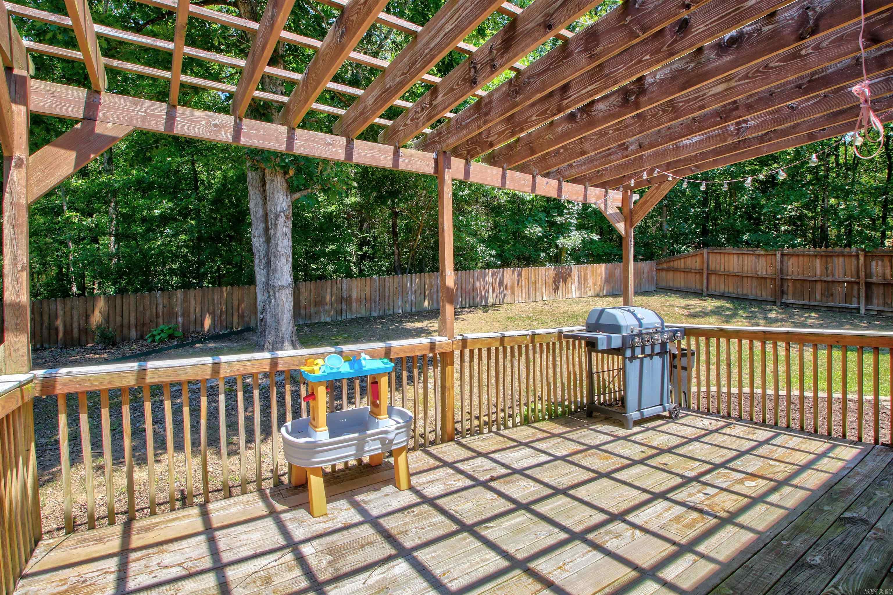 MAGNESS CREEK NORTH - Residential