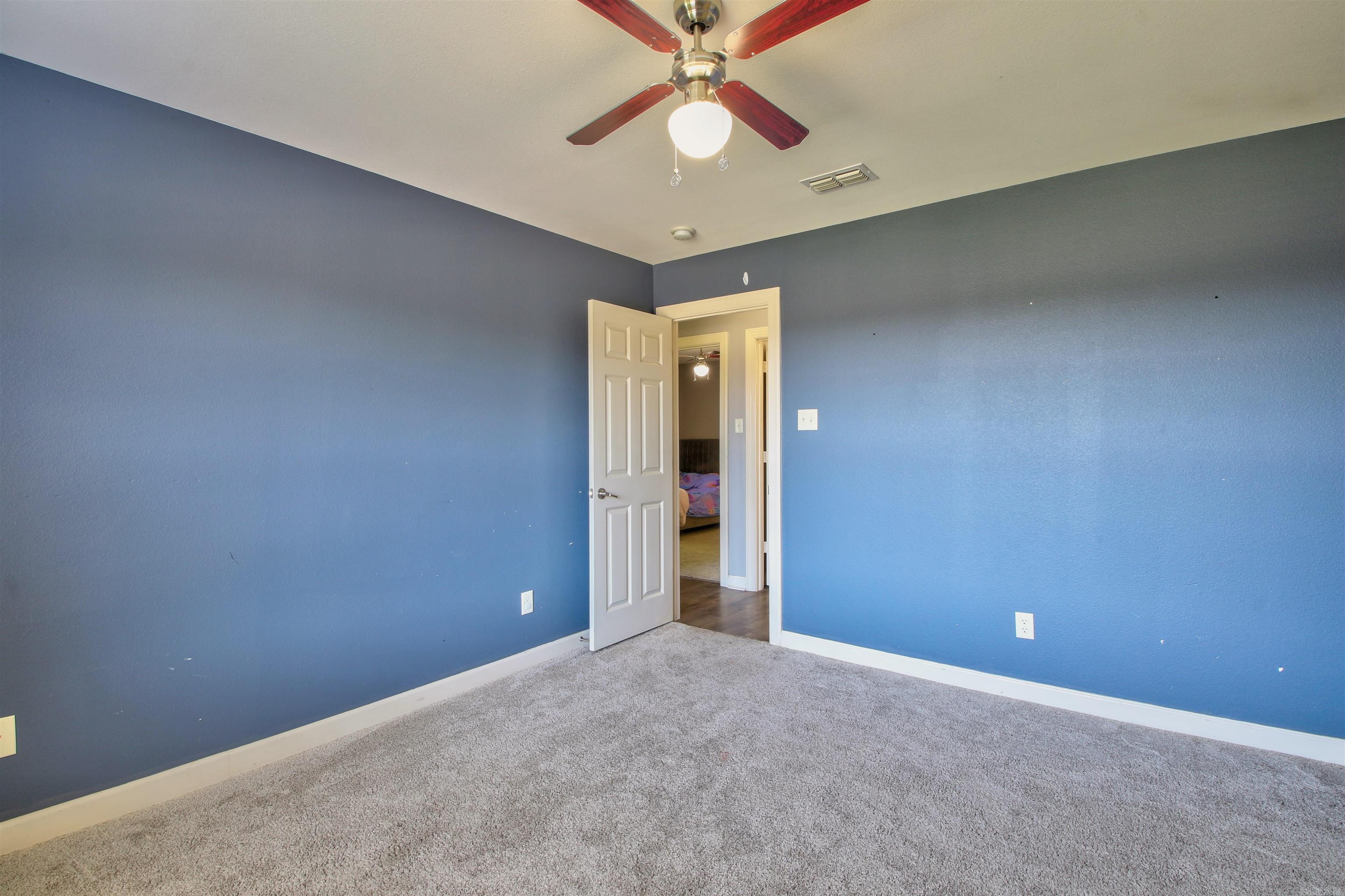 MAGNESS CREEK NORTH - Residential