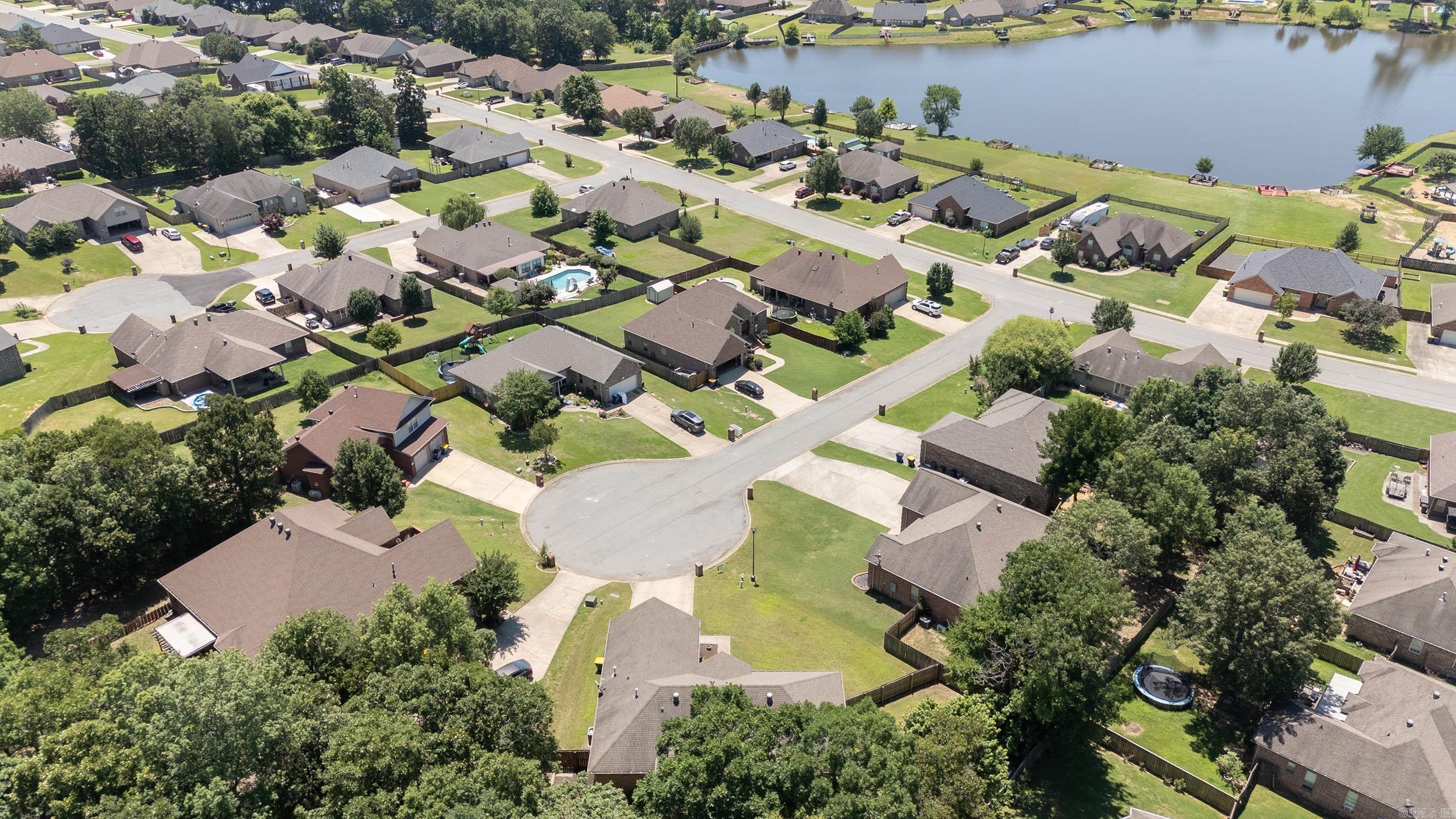 MAGNESS CREEK NORTH - Residential