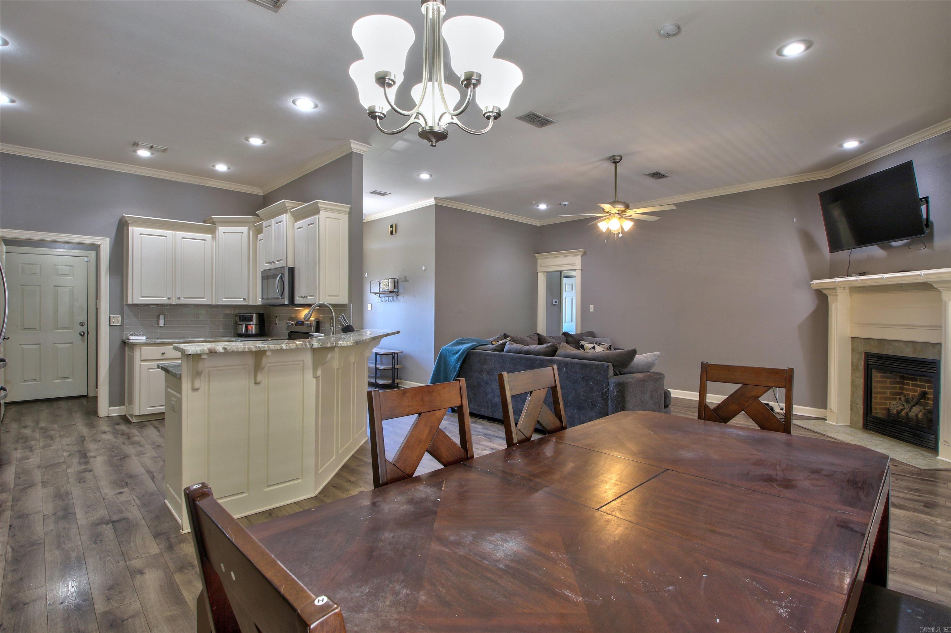 MAGNESS CREEK NORTH - Residential