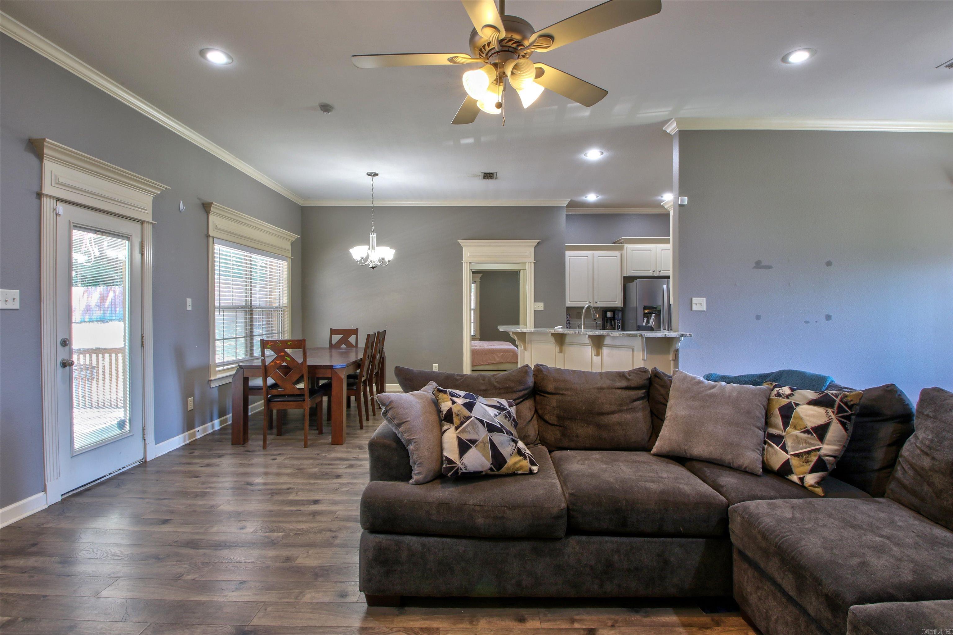 MAGNESS CREEK NORTH - Residential